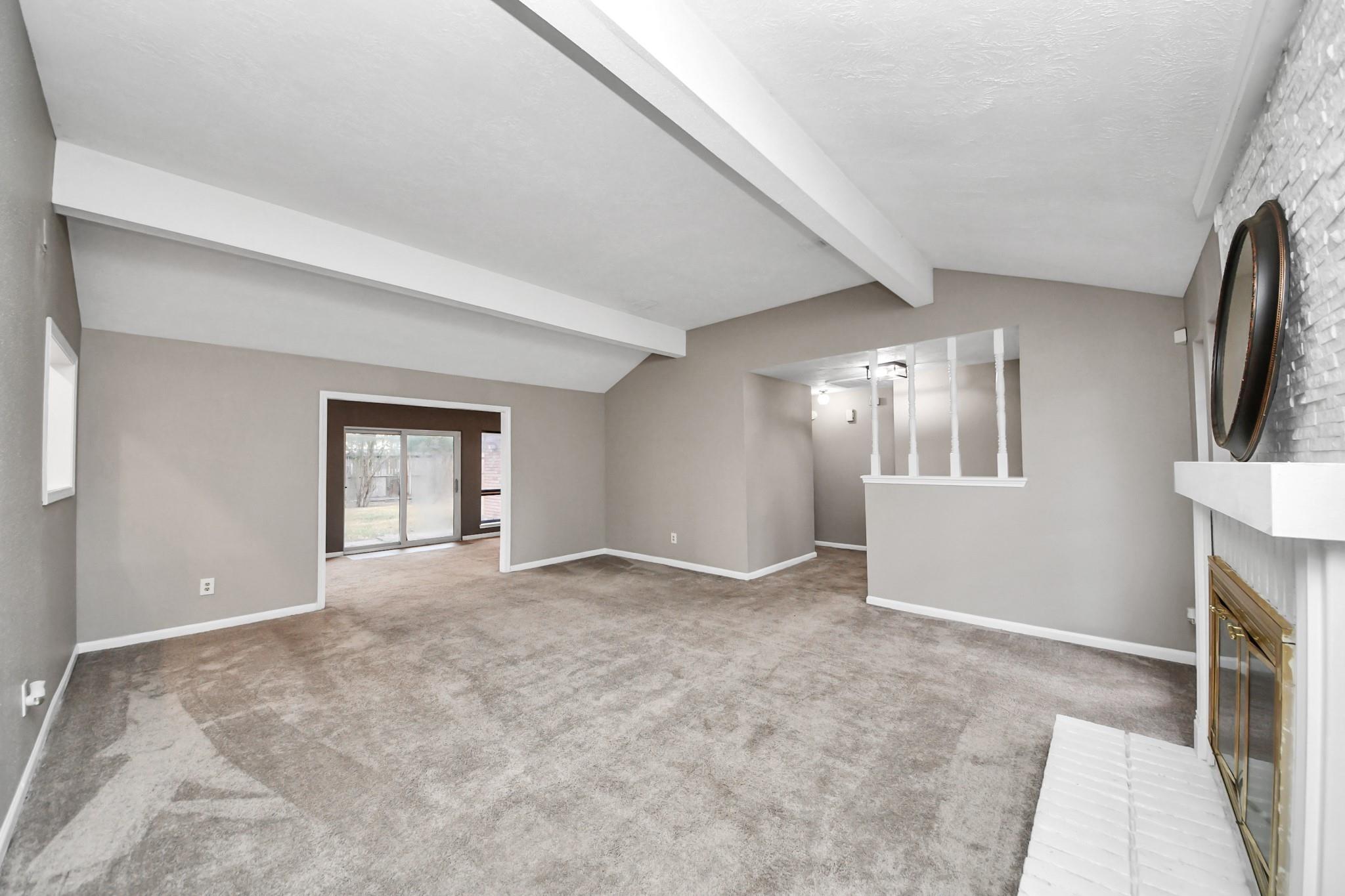 411 Dover Lane, Spring