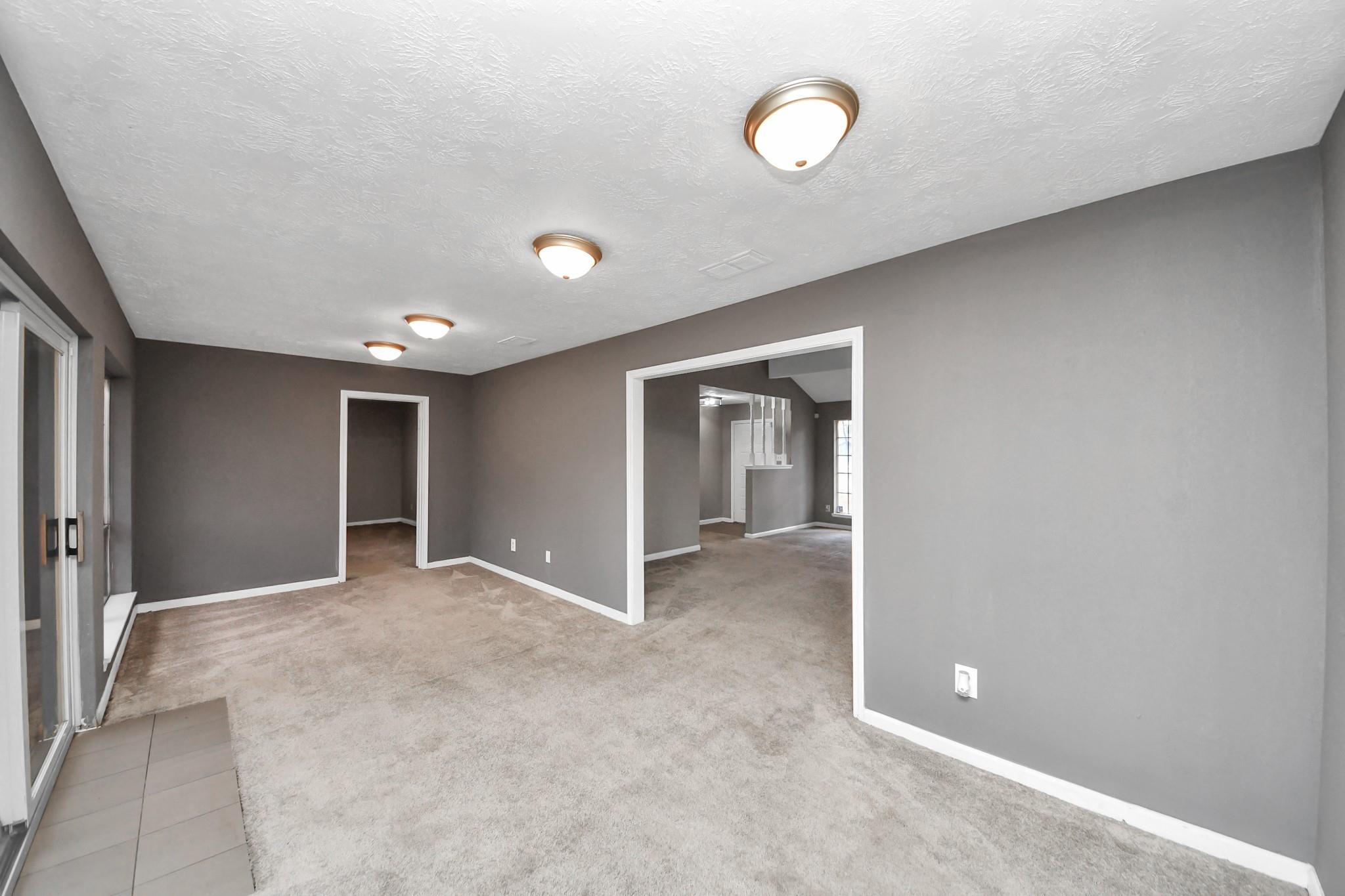 411 Dover Lane, Spring