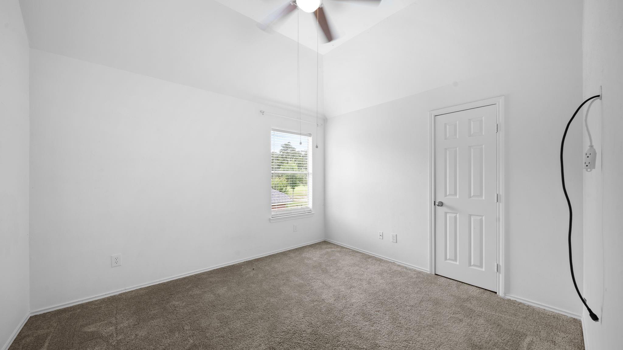 8107 Trophy Place Drive
