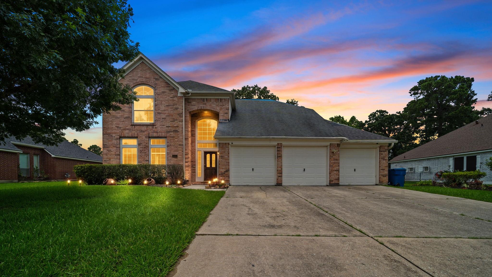 8107 Trophy Place Drive
