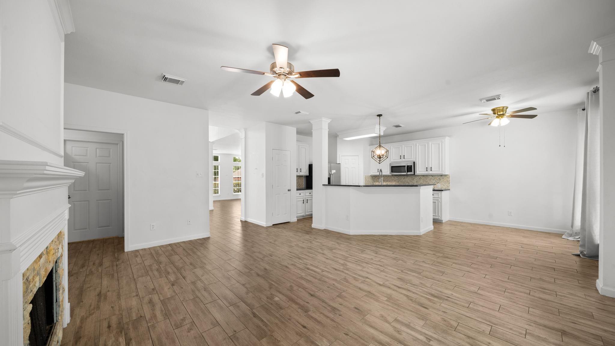 8107 Trophy Place Drive