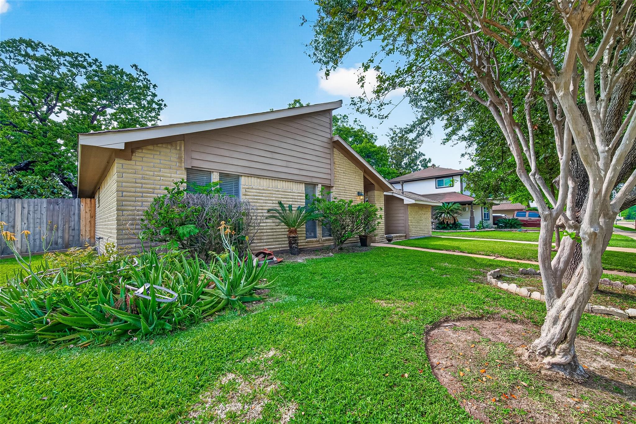 7403 Shady Vale Lane