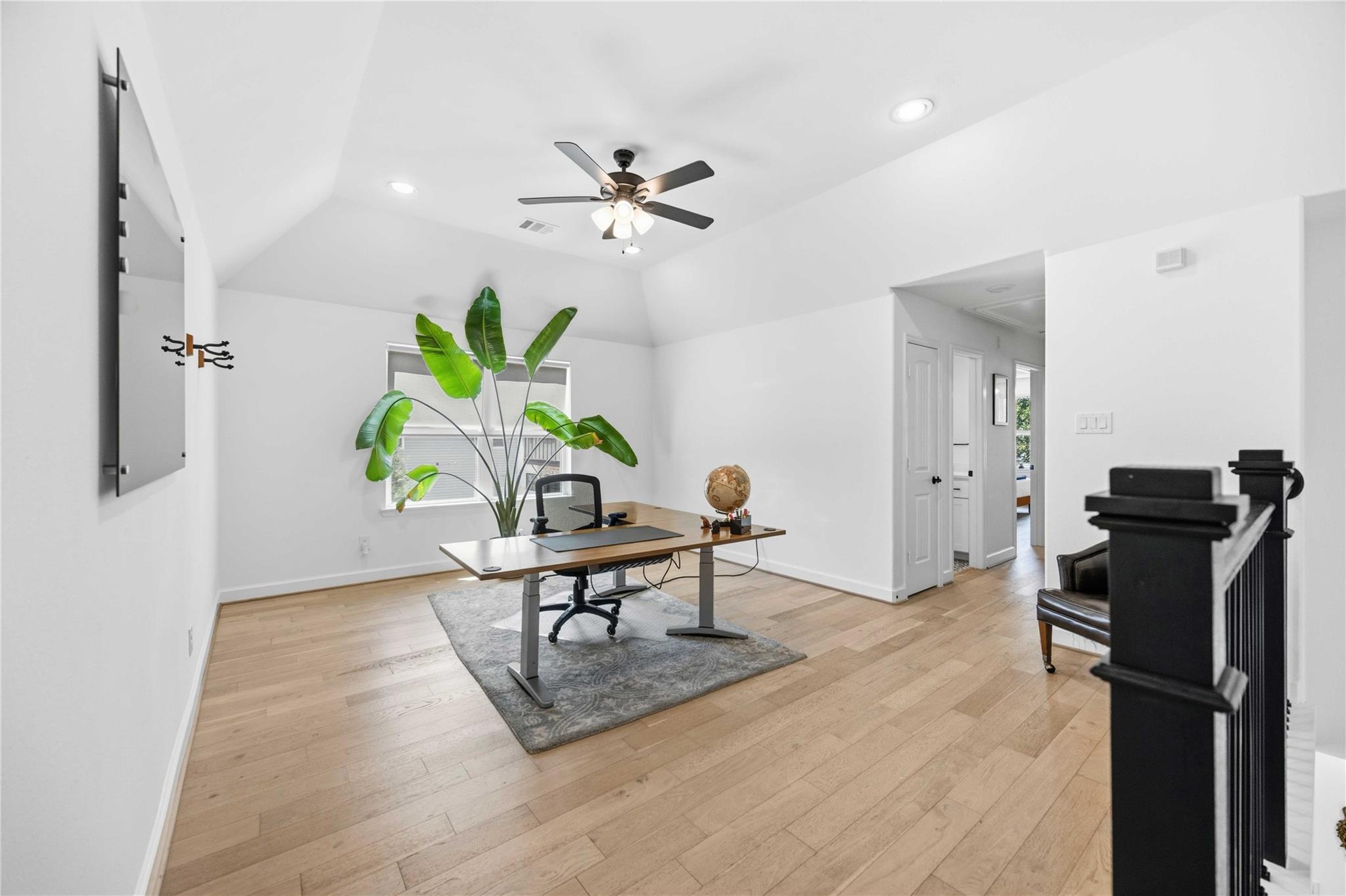 723 W 16th Street