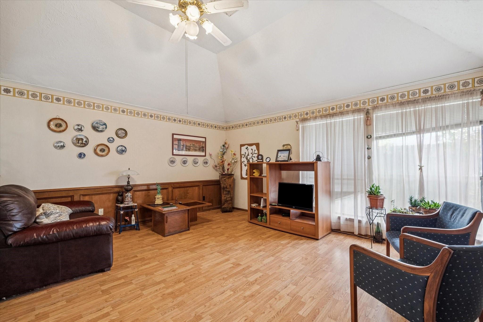 15427 Rio Plaza Drive