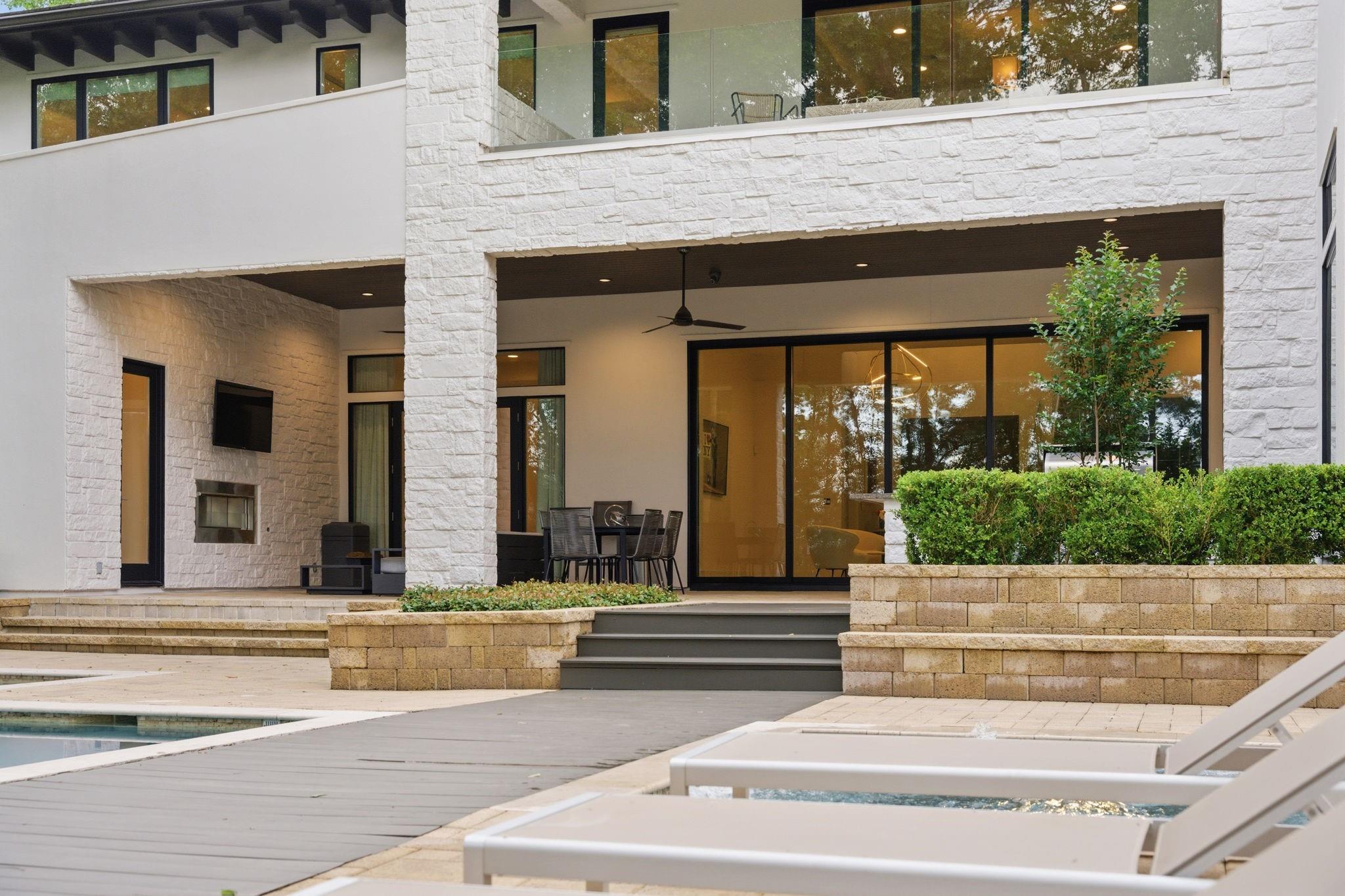 78 S Badger Lodge Circle