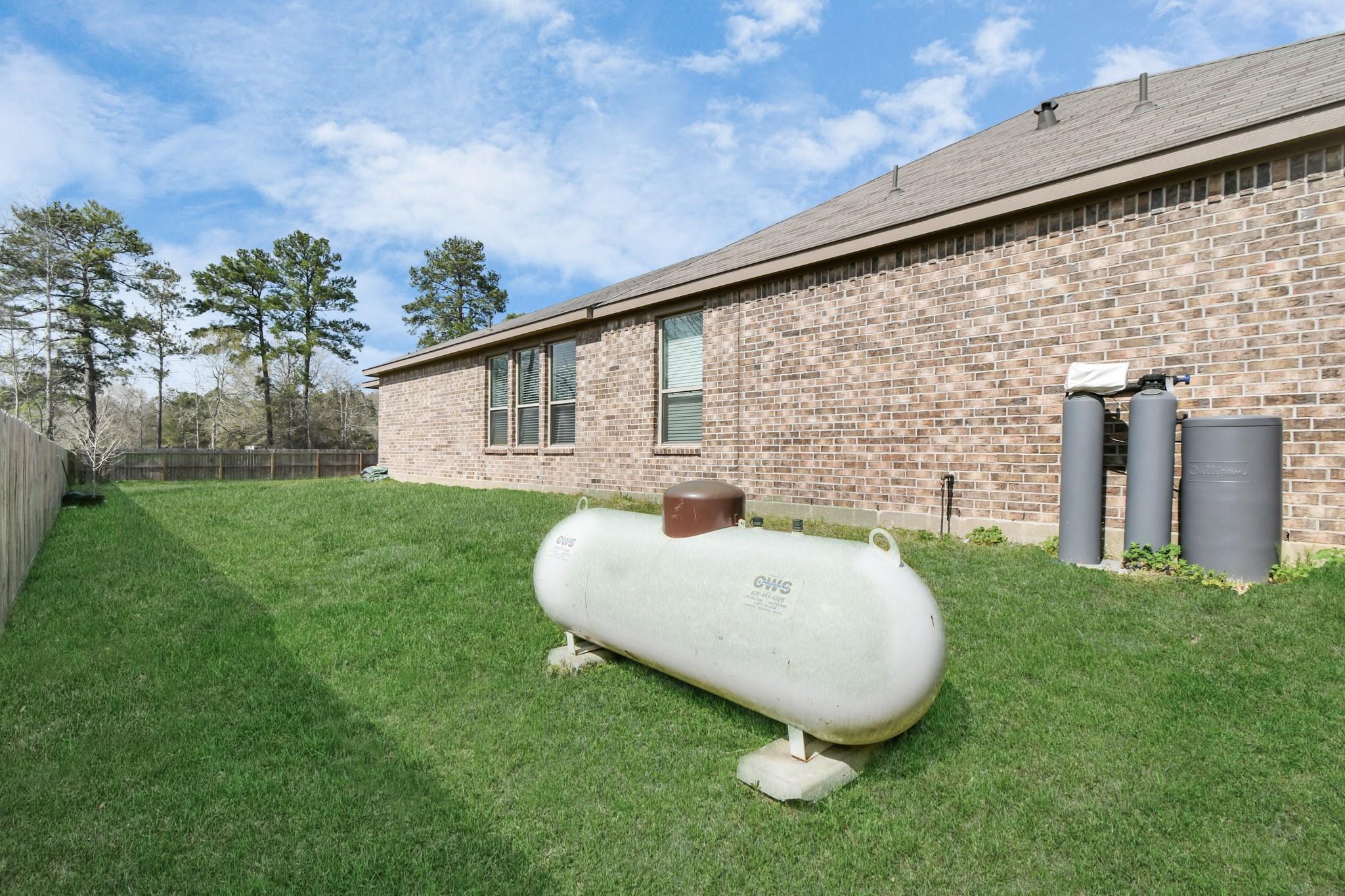 6145 White Oak Leaf Loop