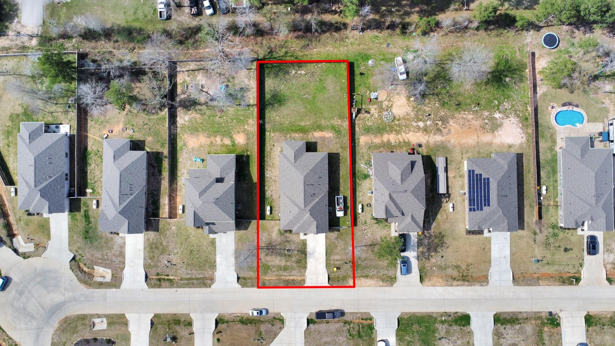 6145 White Oak Leaf Loop