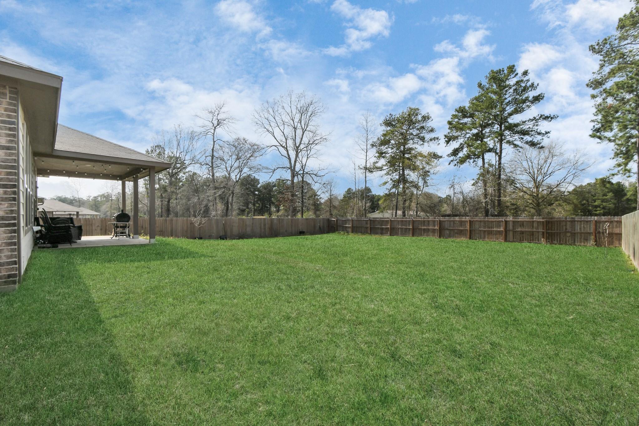 6145 White Oak Leaf Loop