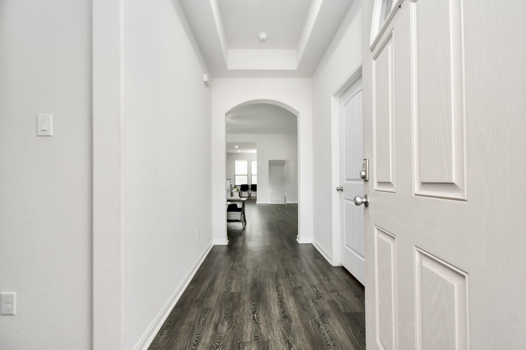 6145 White Oak Leaf Loop