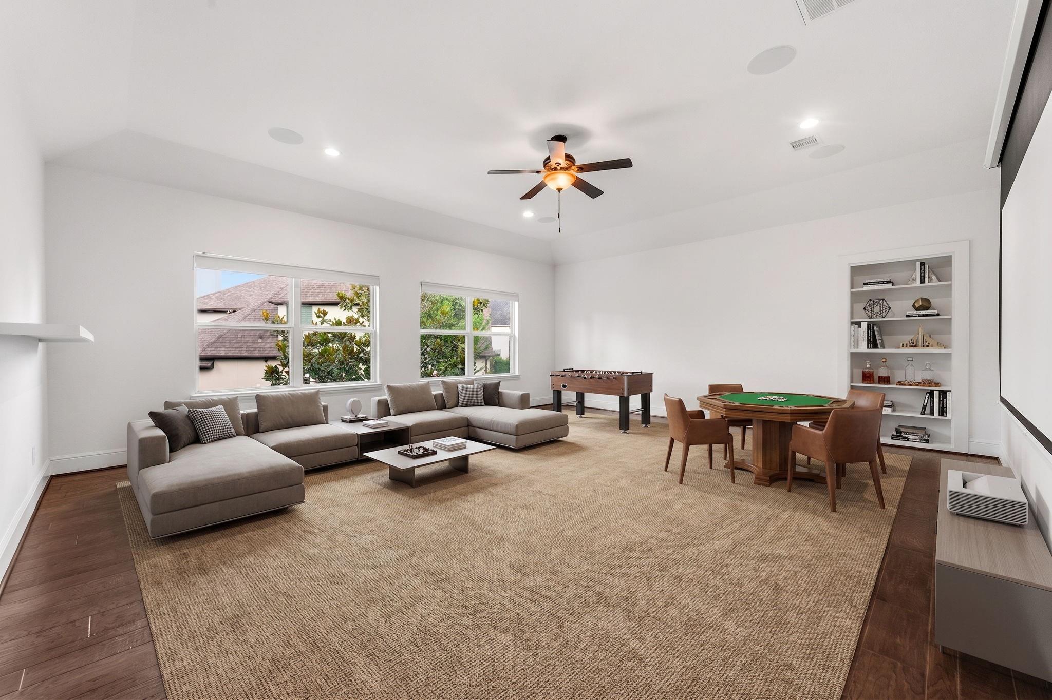 10 Coronet Ridge Court