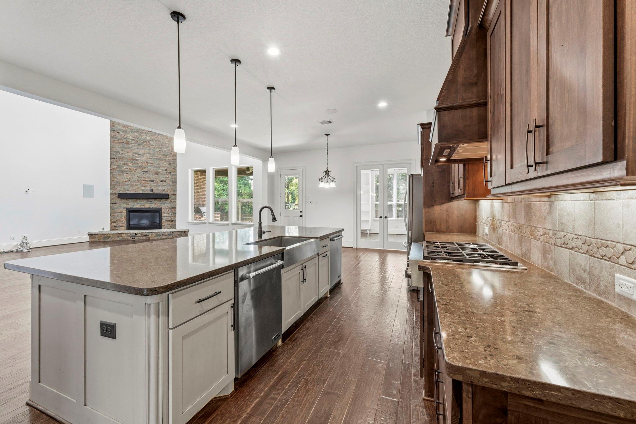 10 Coronet Ridge Court
