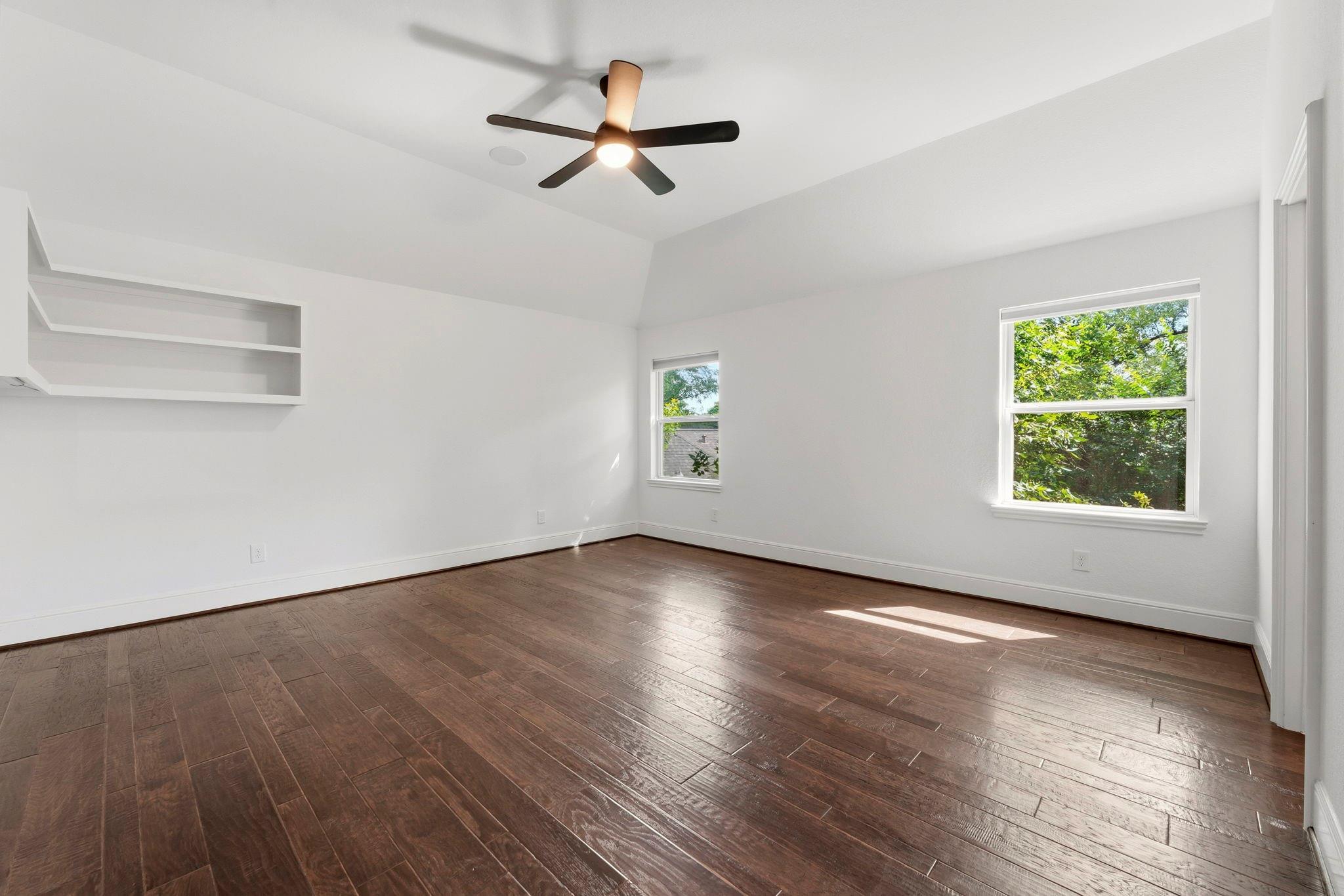 10 Coronet Ridge Court