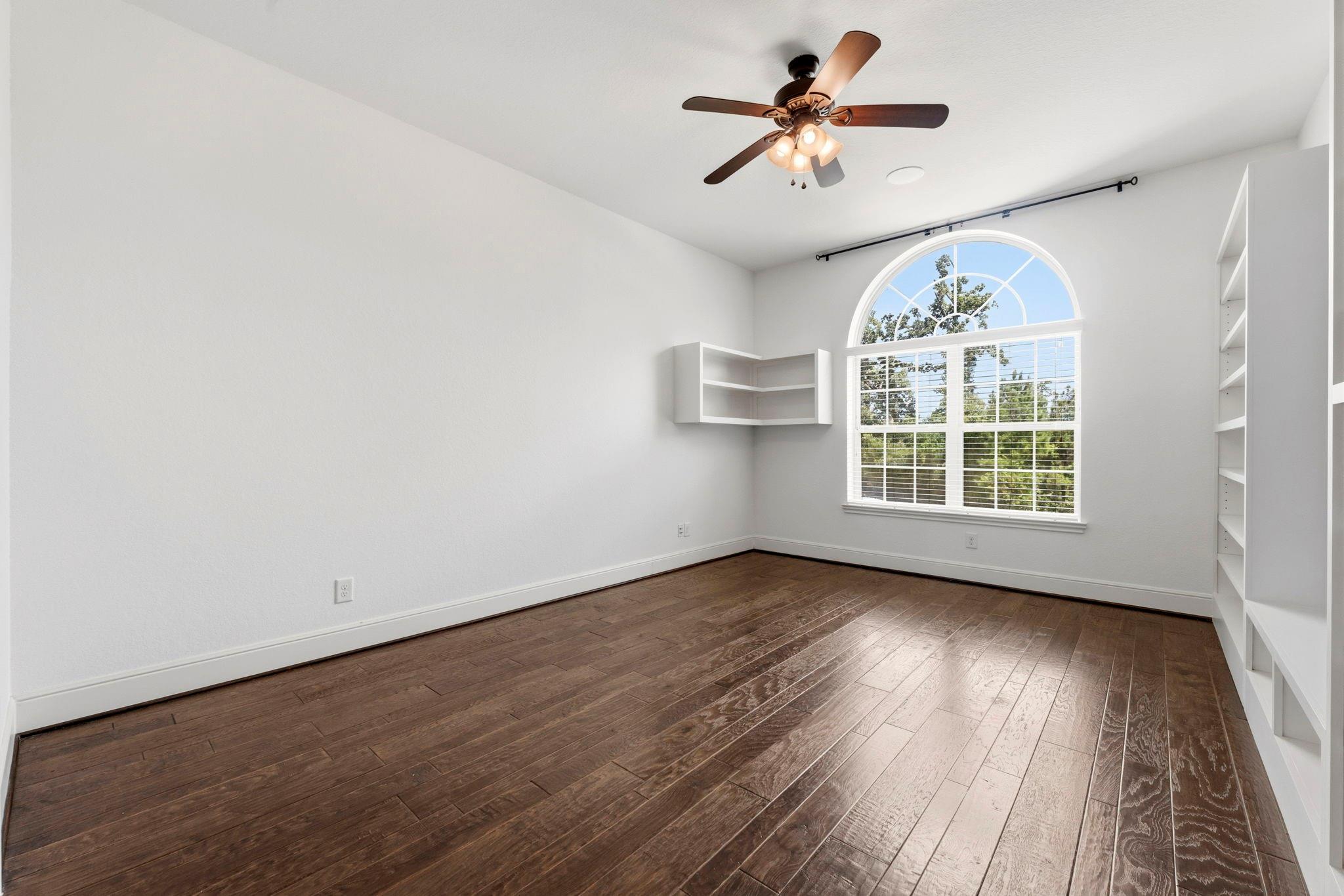 10 Coronet Ridge Court
