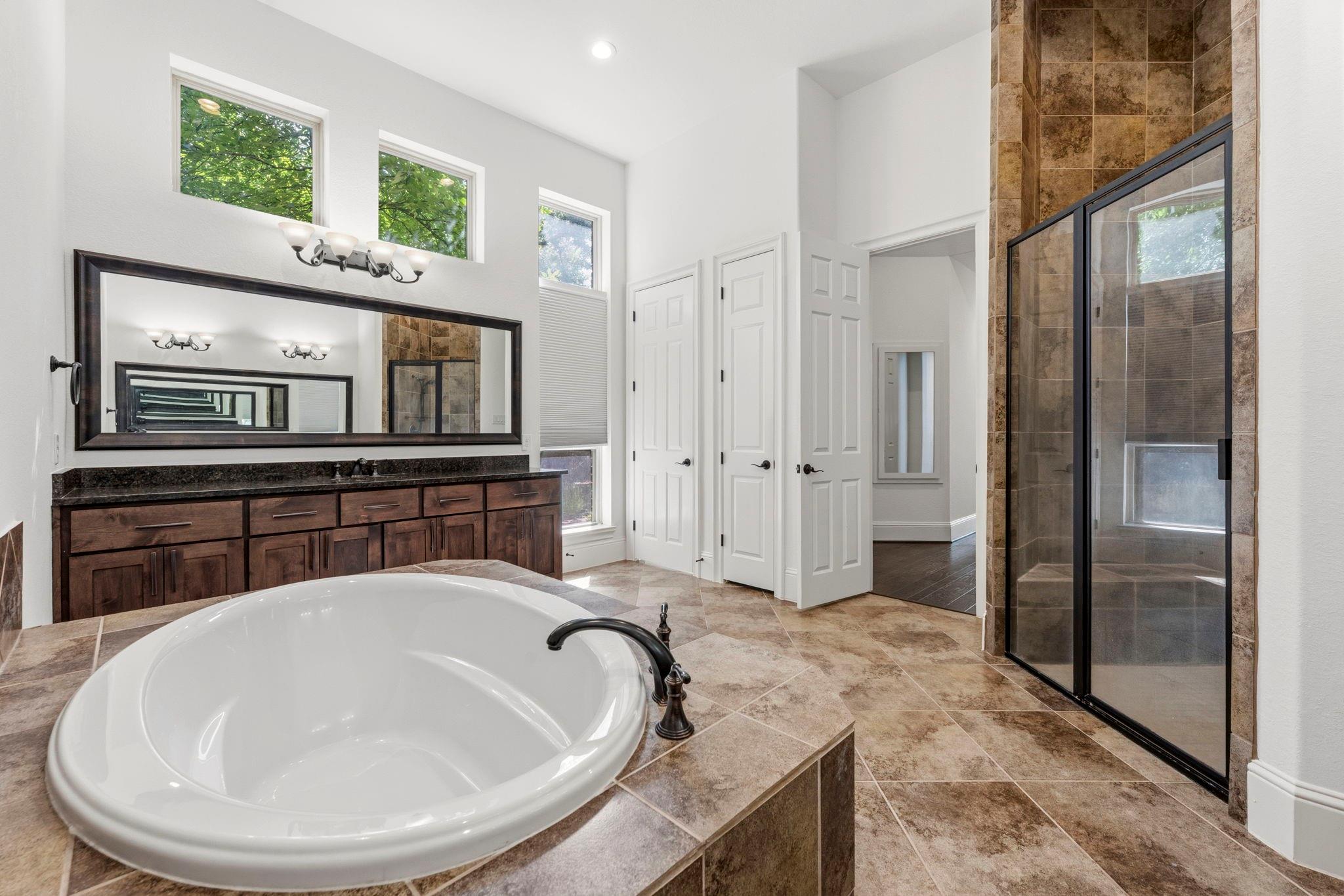 10 Coronet Ridge Court