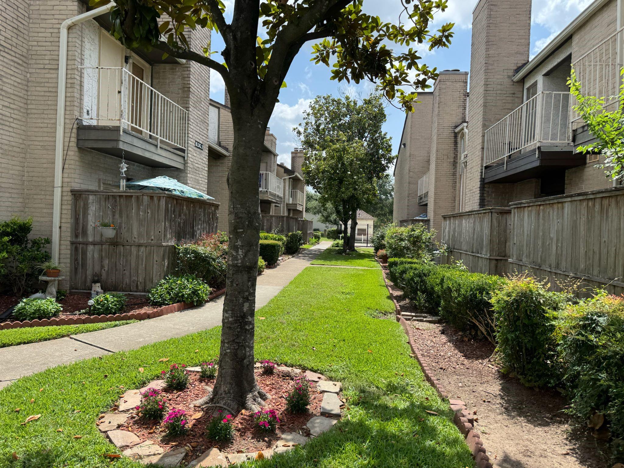 2011 Spenwick Drive # 511