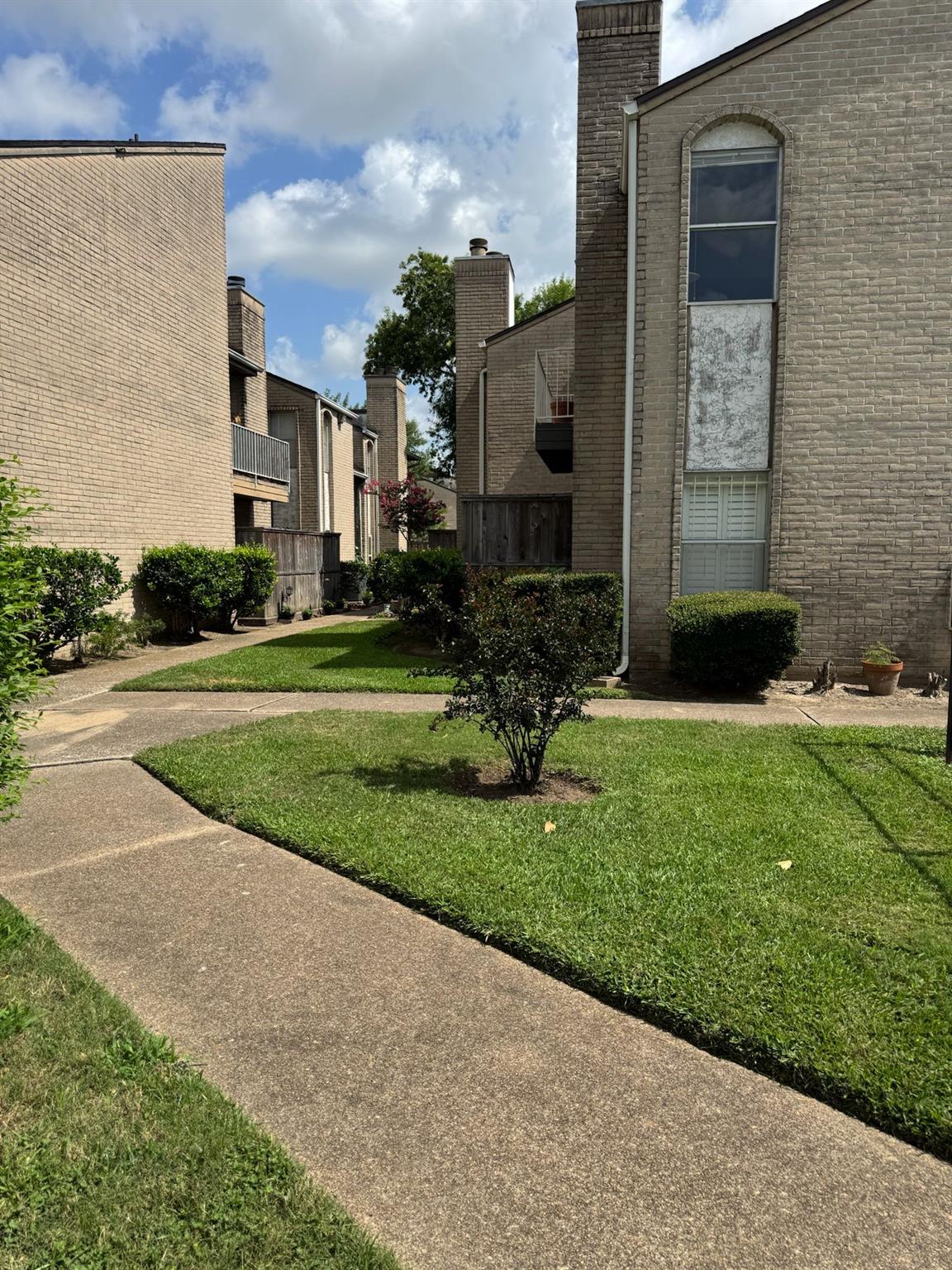 2011 Spenwick Drive # 511