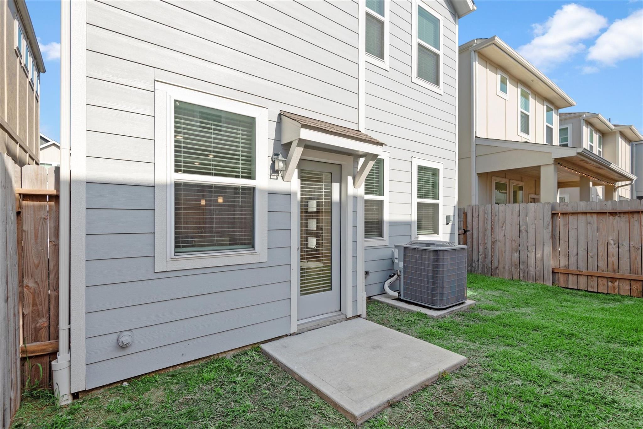 1520 Parkland Oak Drive