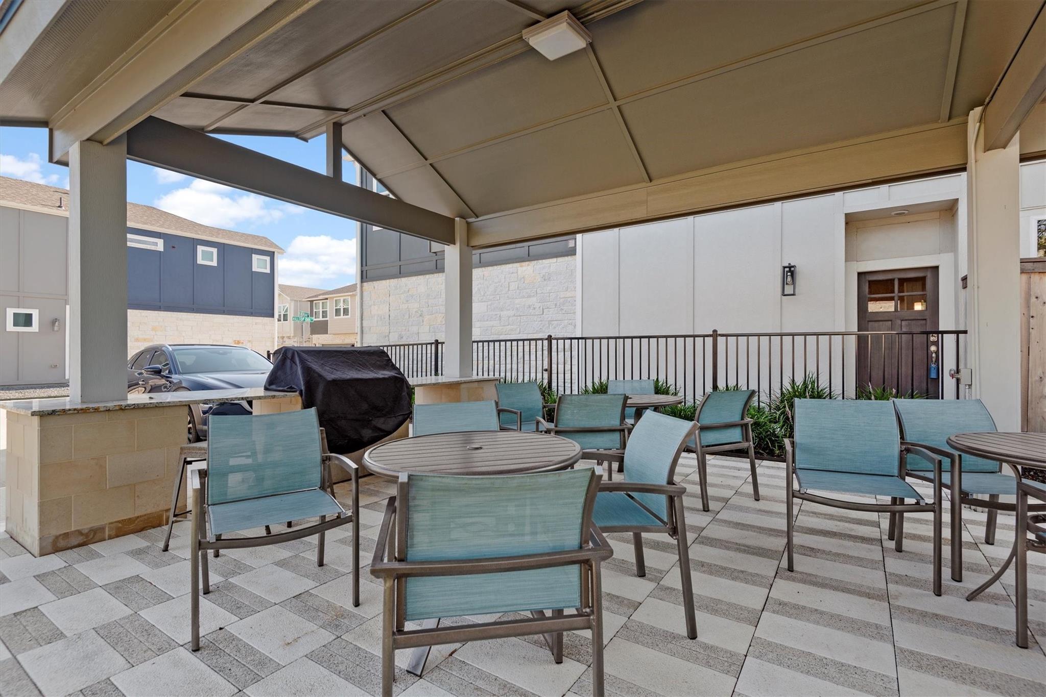 1520 Parkland Oak Drive