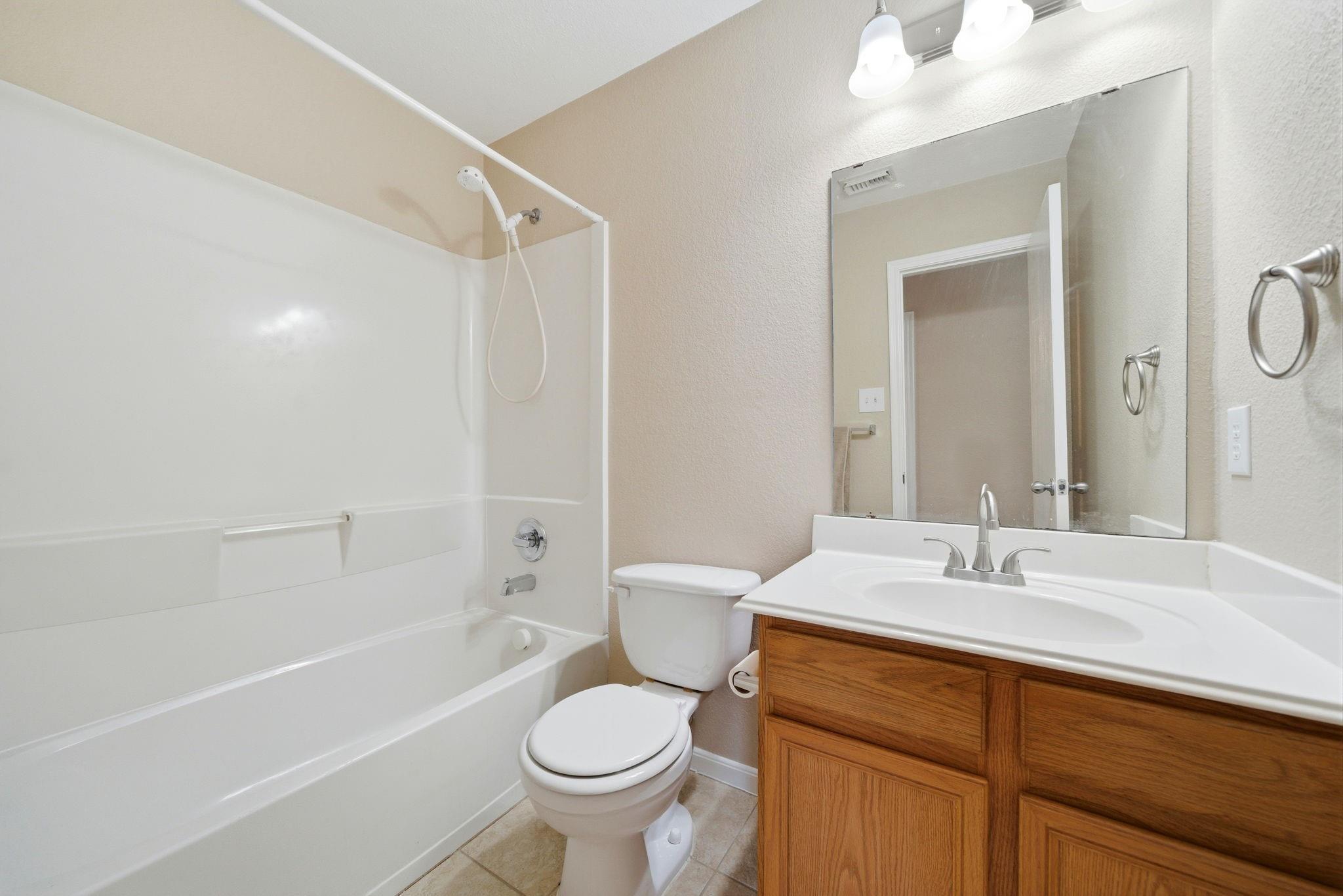 10038 Victoria Chase Lane