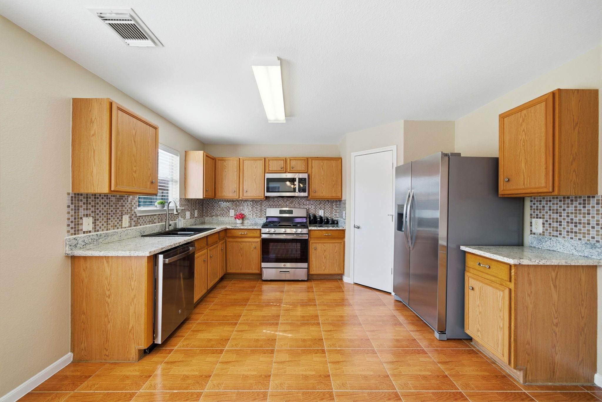 10038 Victoria Chase Lane