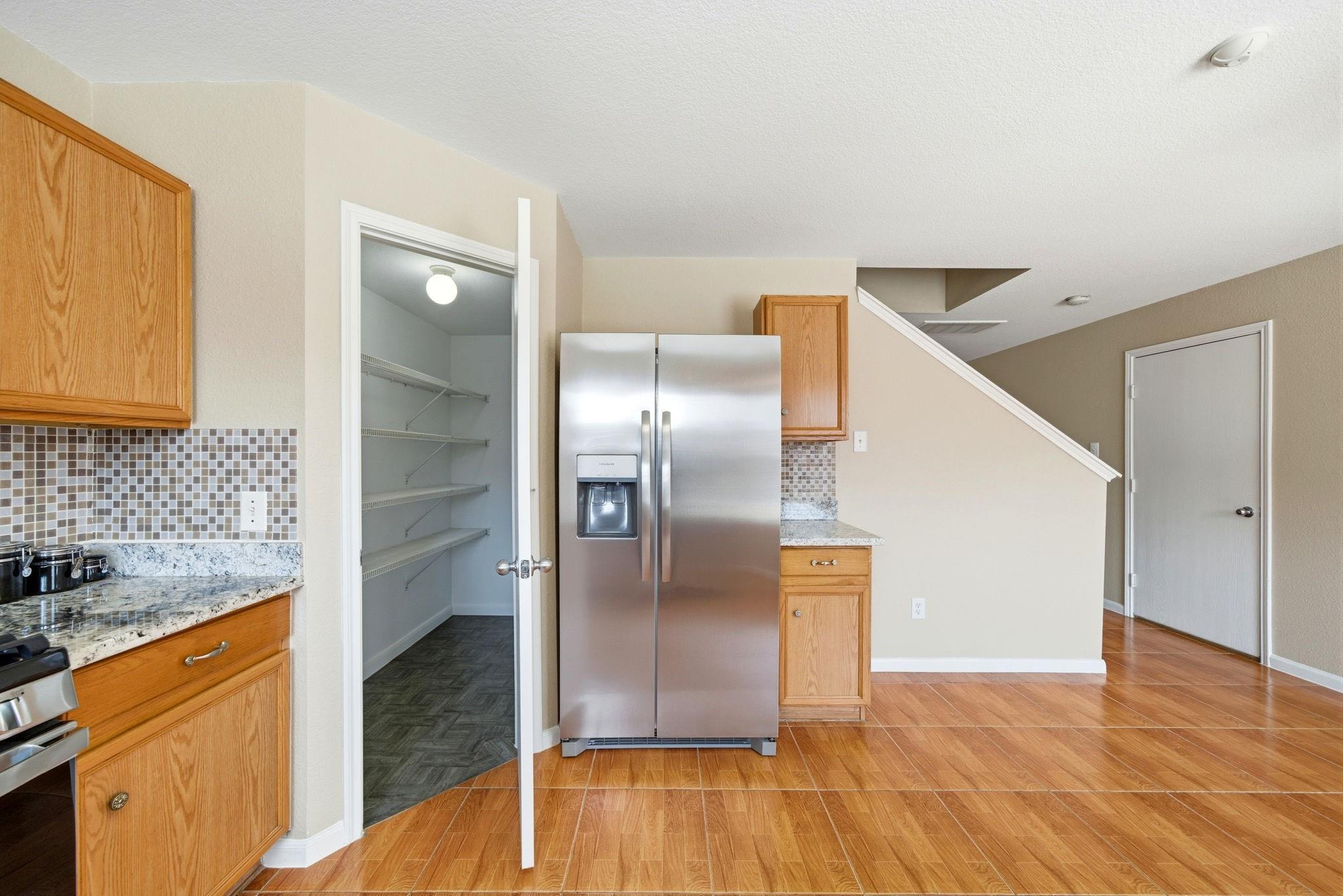 10038 Victoria Chase Lane