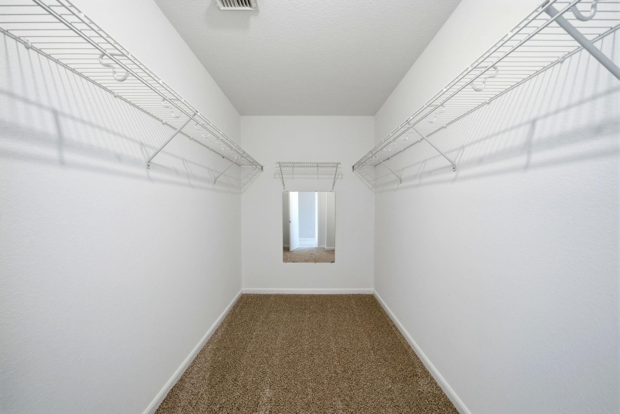 10038 Victoria Chase Lane