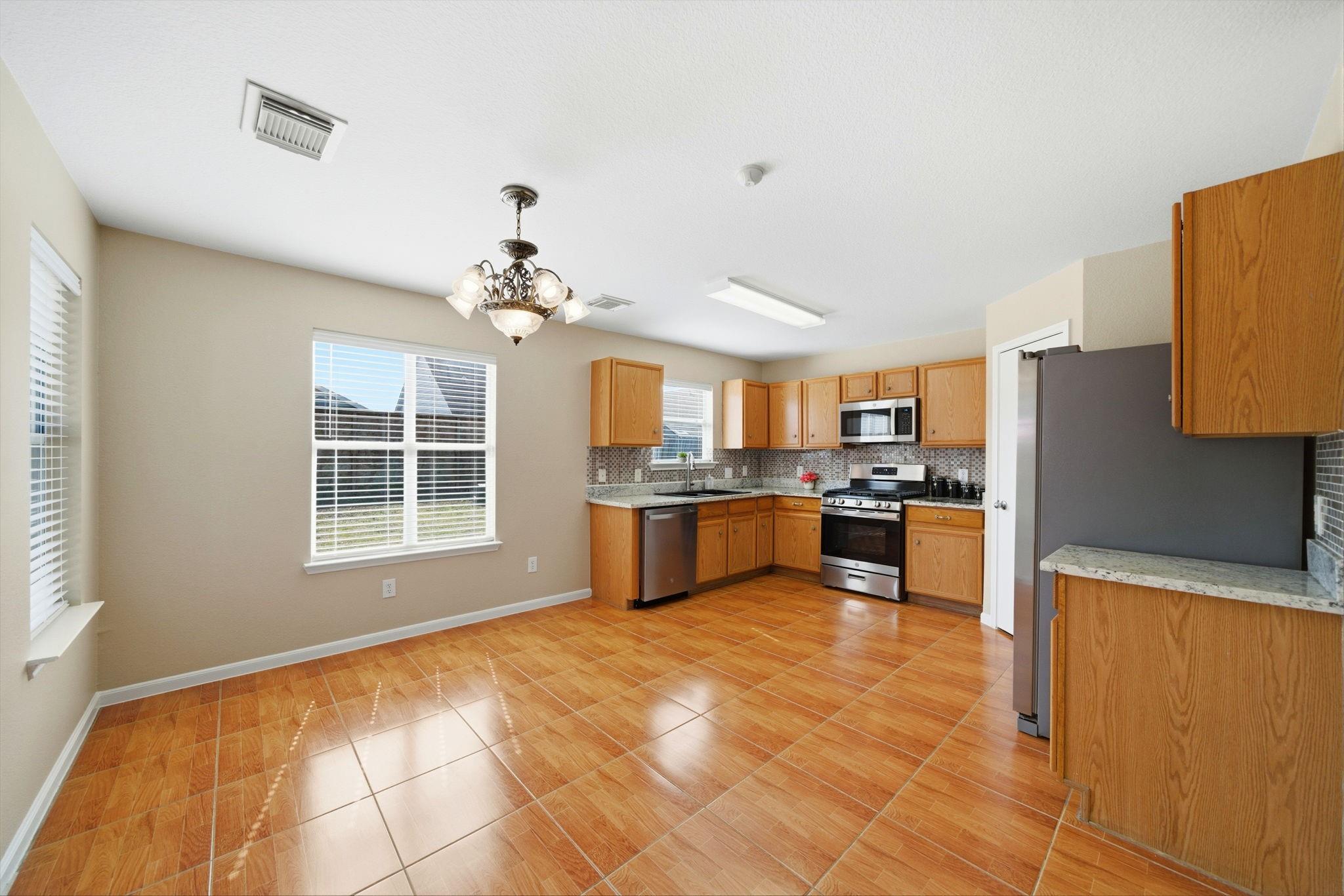 10038 Victoria Chase Lane