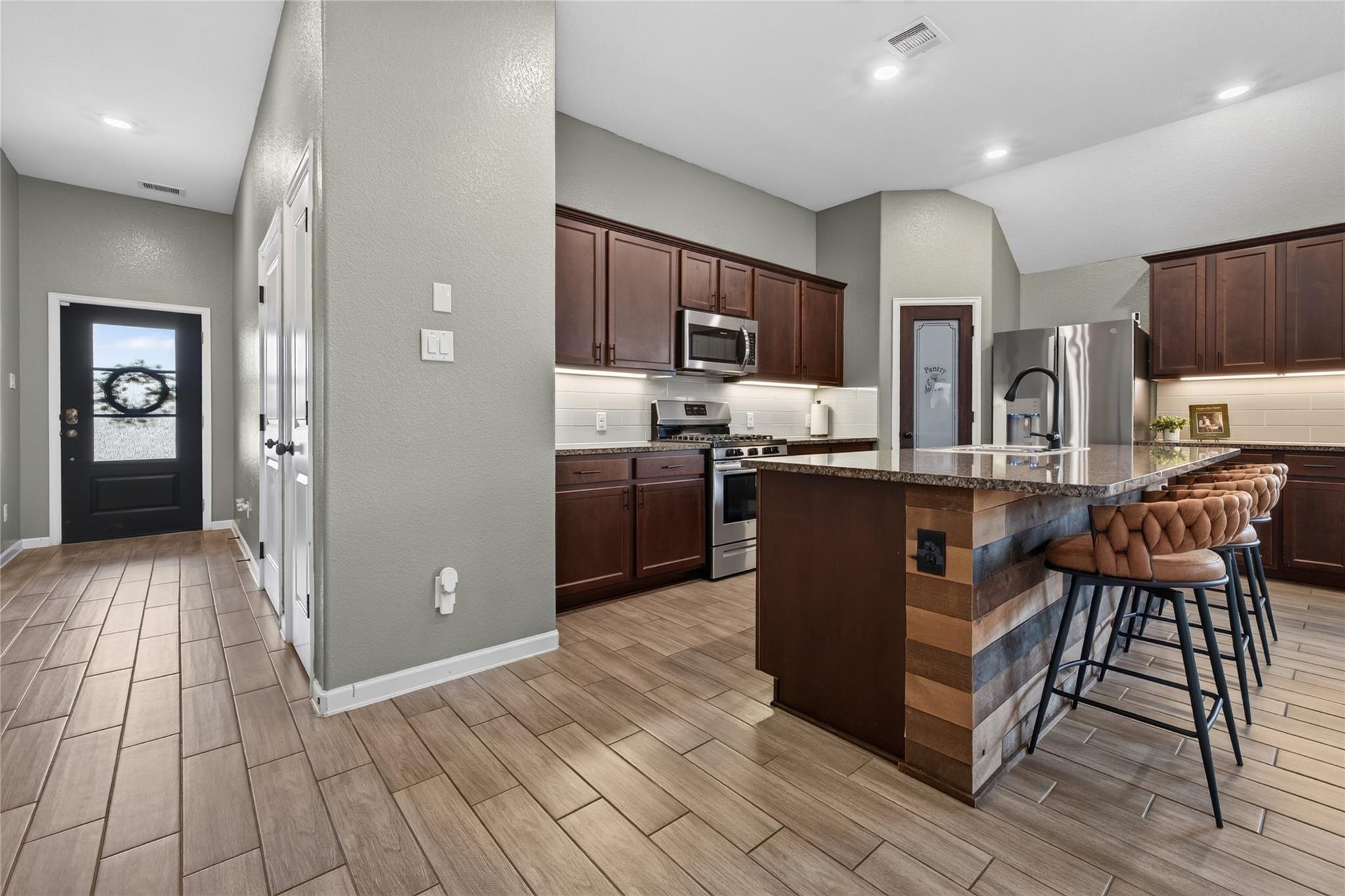 25526 Rancho Espirito Lane