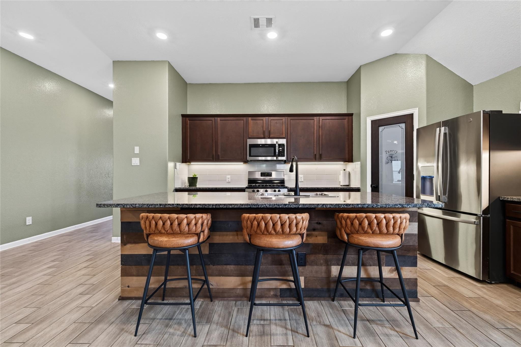25526 Rancho Espirito Lane