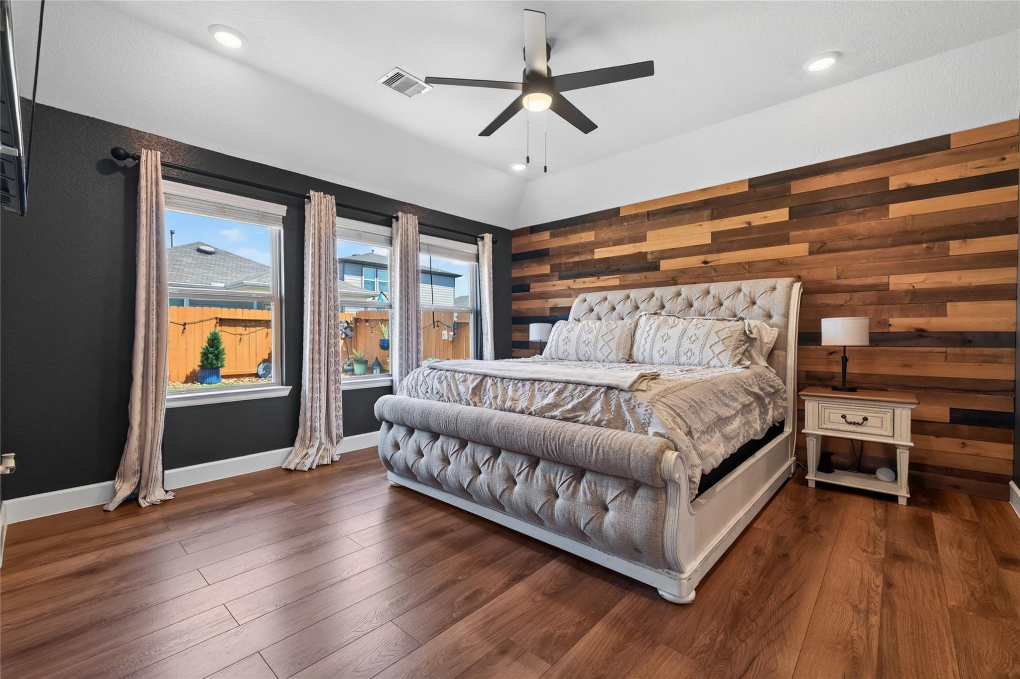 25526 Rancho Espirito Lane