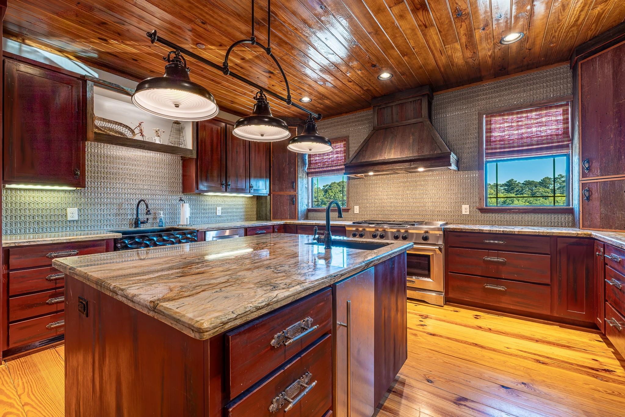 23981 Old Dobbin Plantersville Road