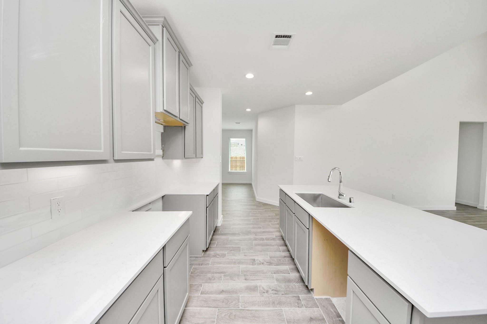 5714 Sandhill Oak Trail