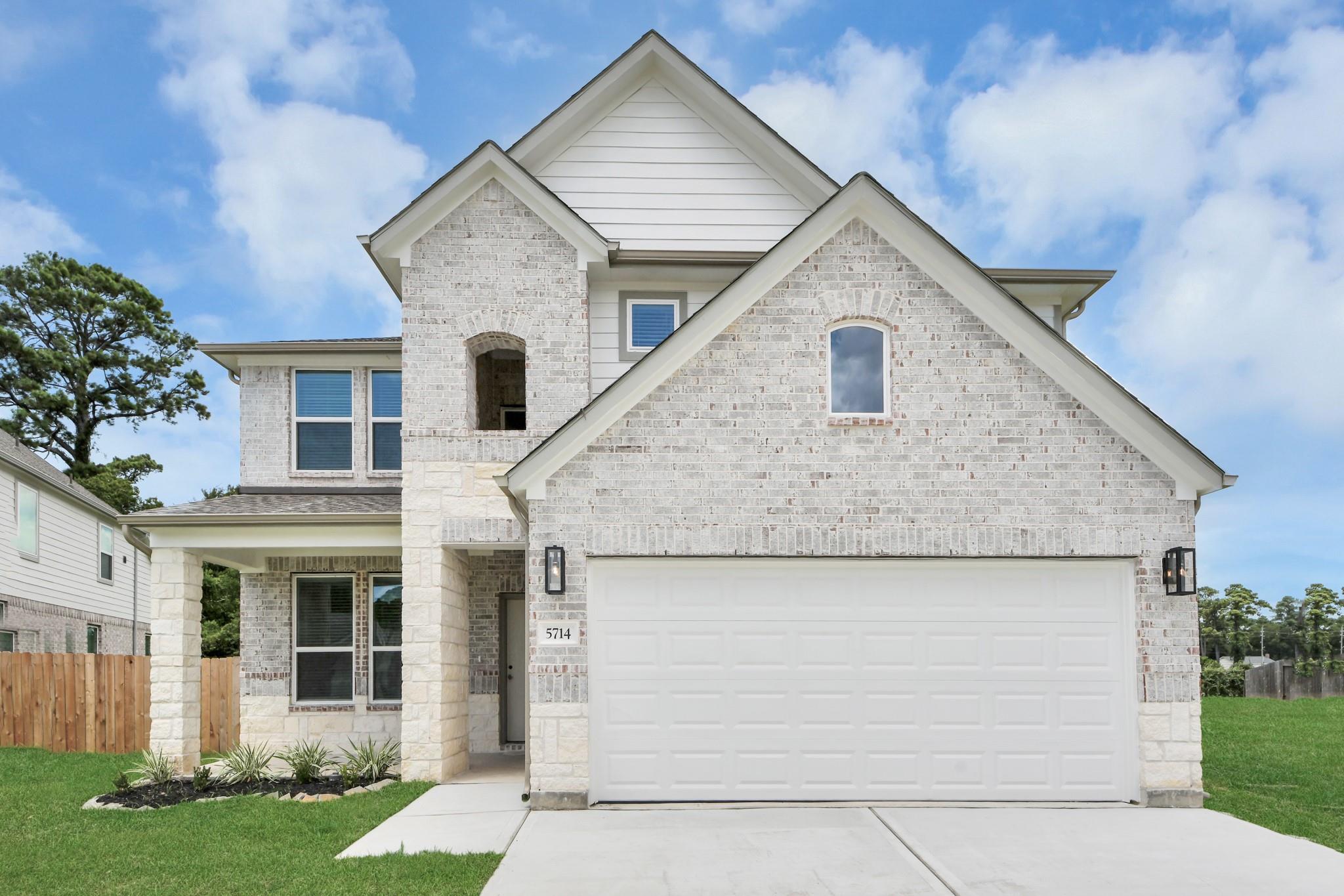 5714 Sandhill Oak Trail
