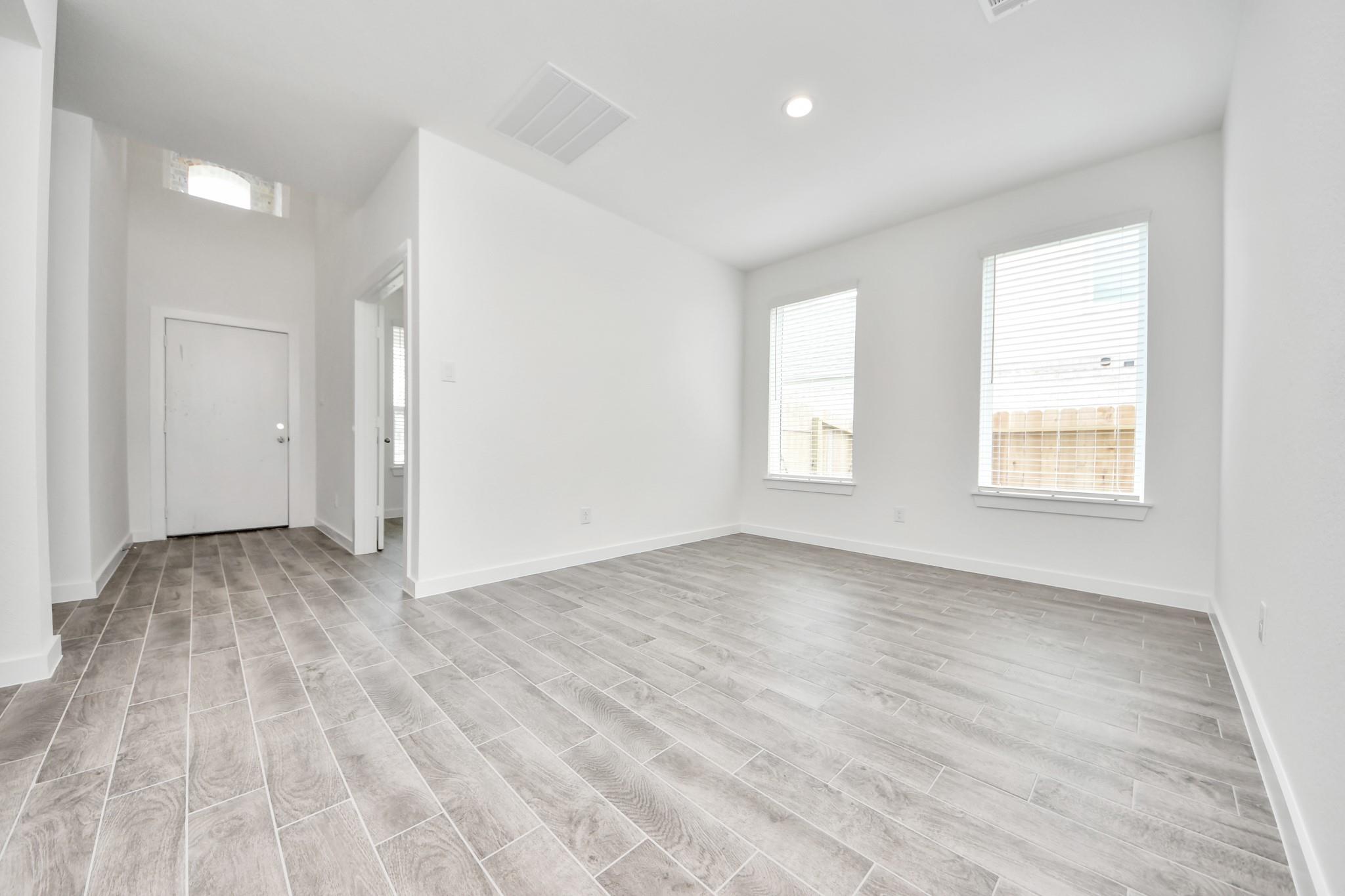 5714 Sandhill Oak Trail