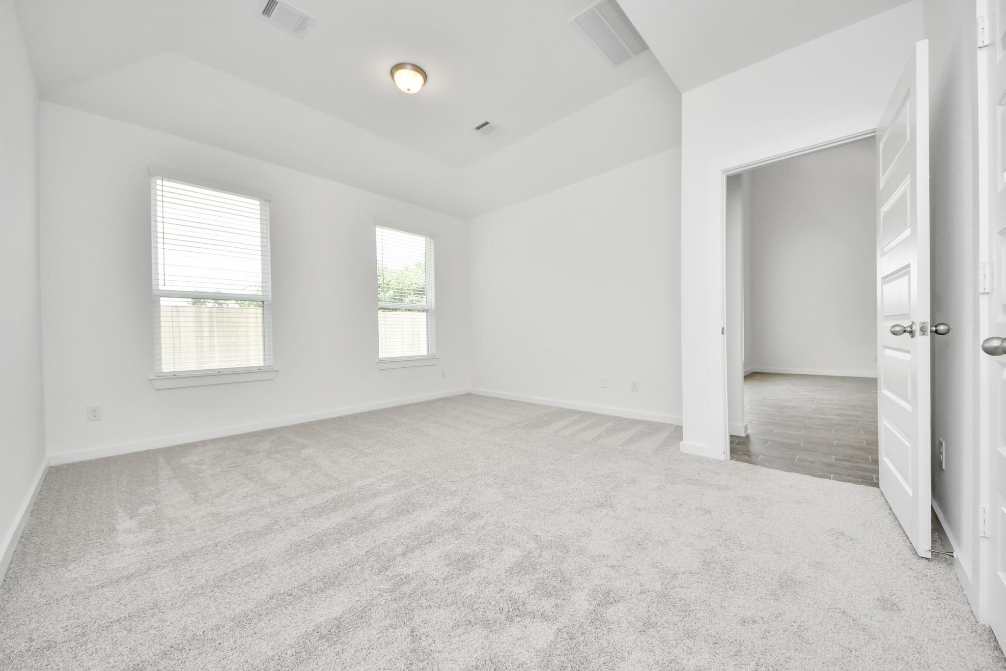 5714 Sandhill Oak Trail