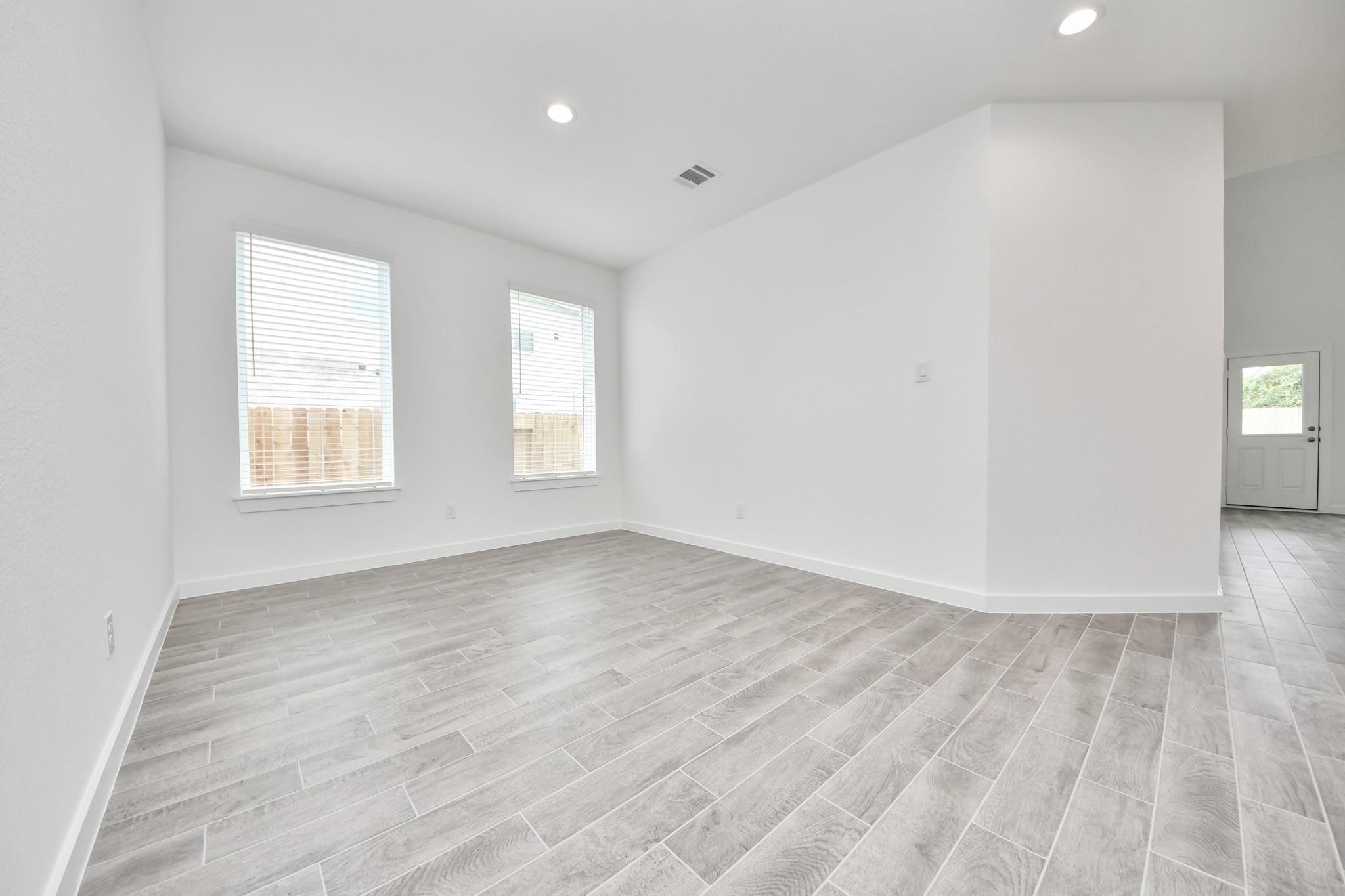 5714 Sandhill Oak Trail