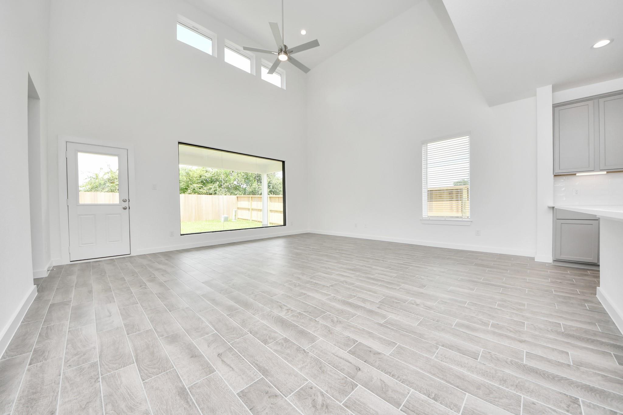 5714 Sandhill Oak Trail