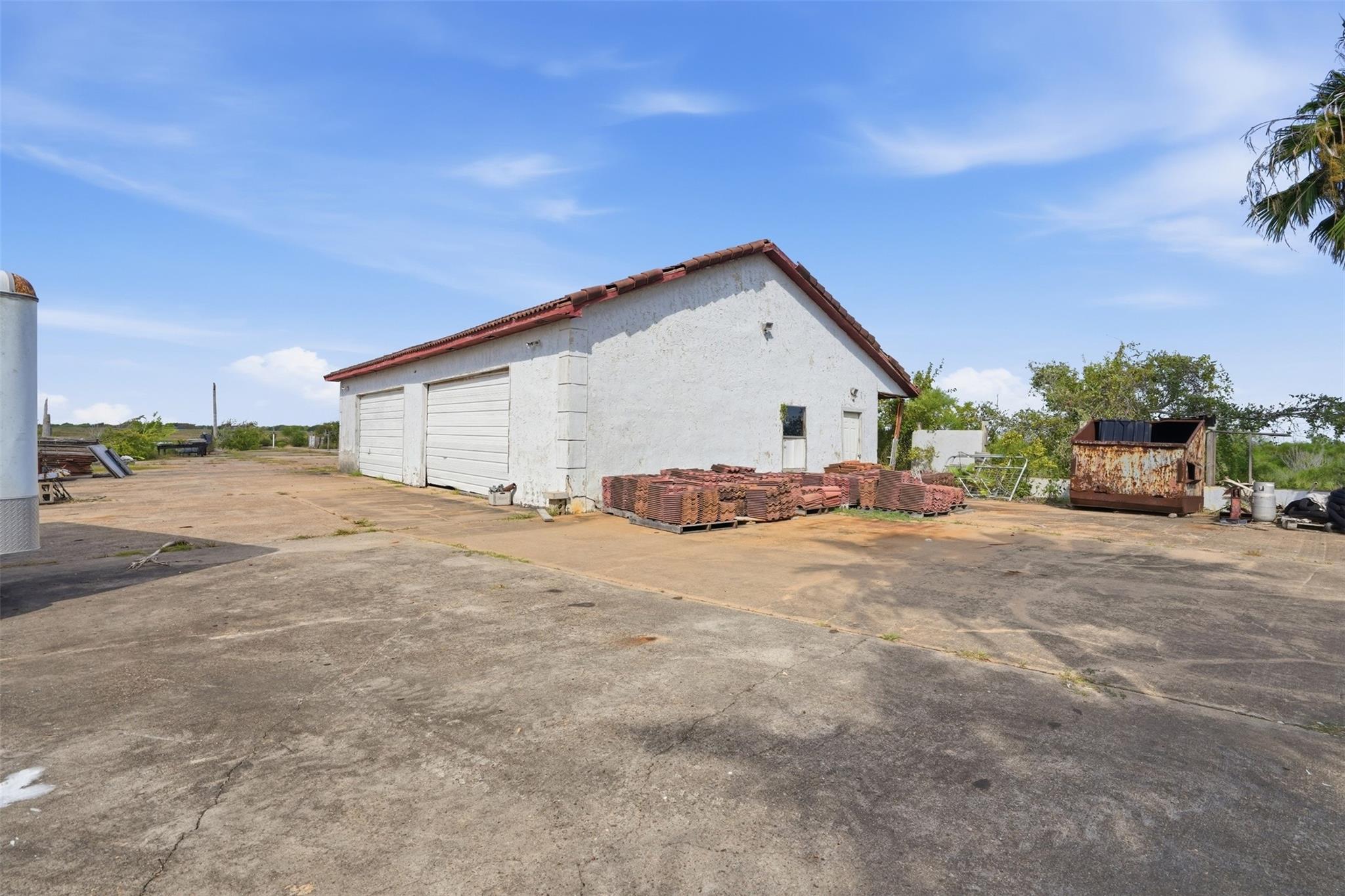 1500 Blue Water Drive