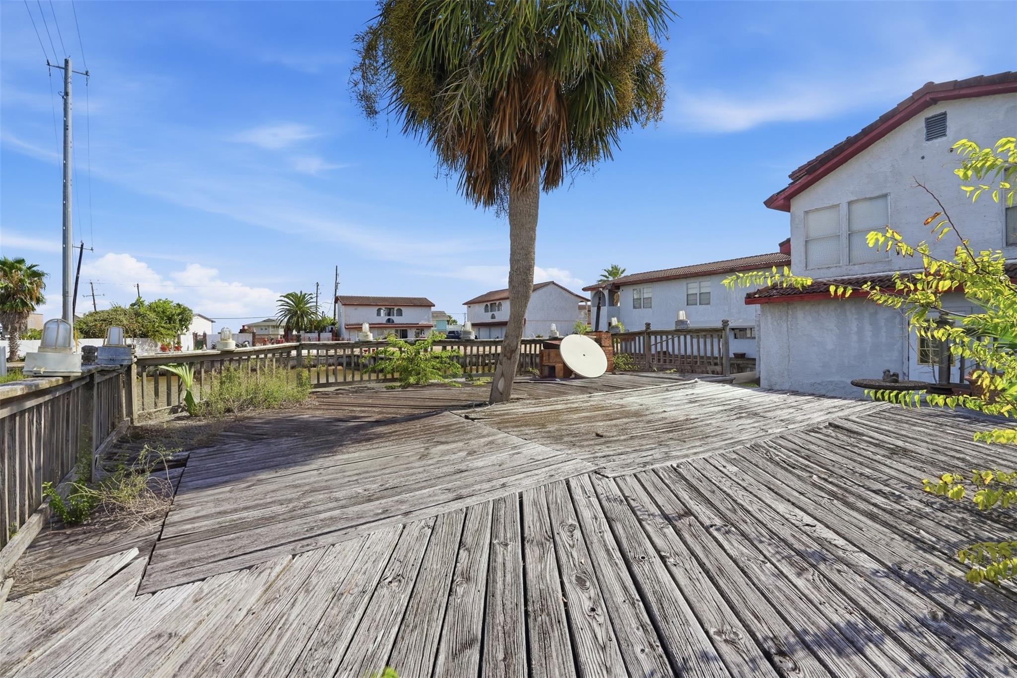 1500 Blue Water Drive