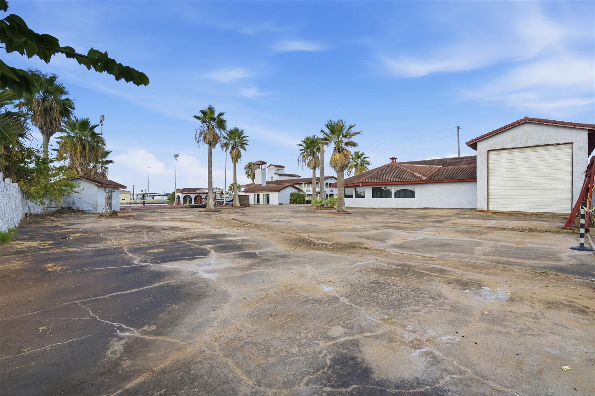 1500 Blue Water Drive