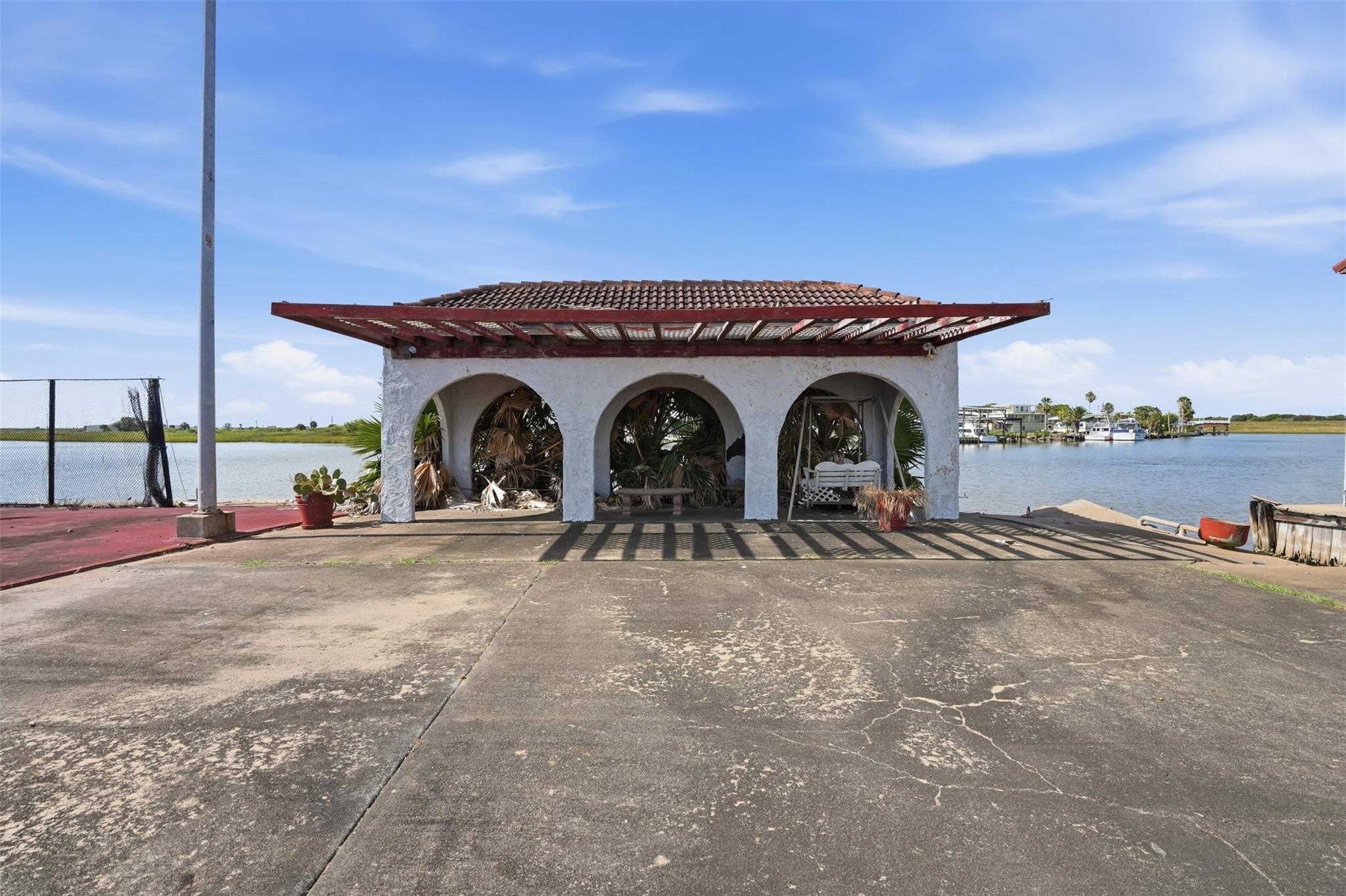 1500 Blue Water Drive