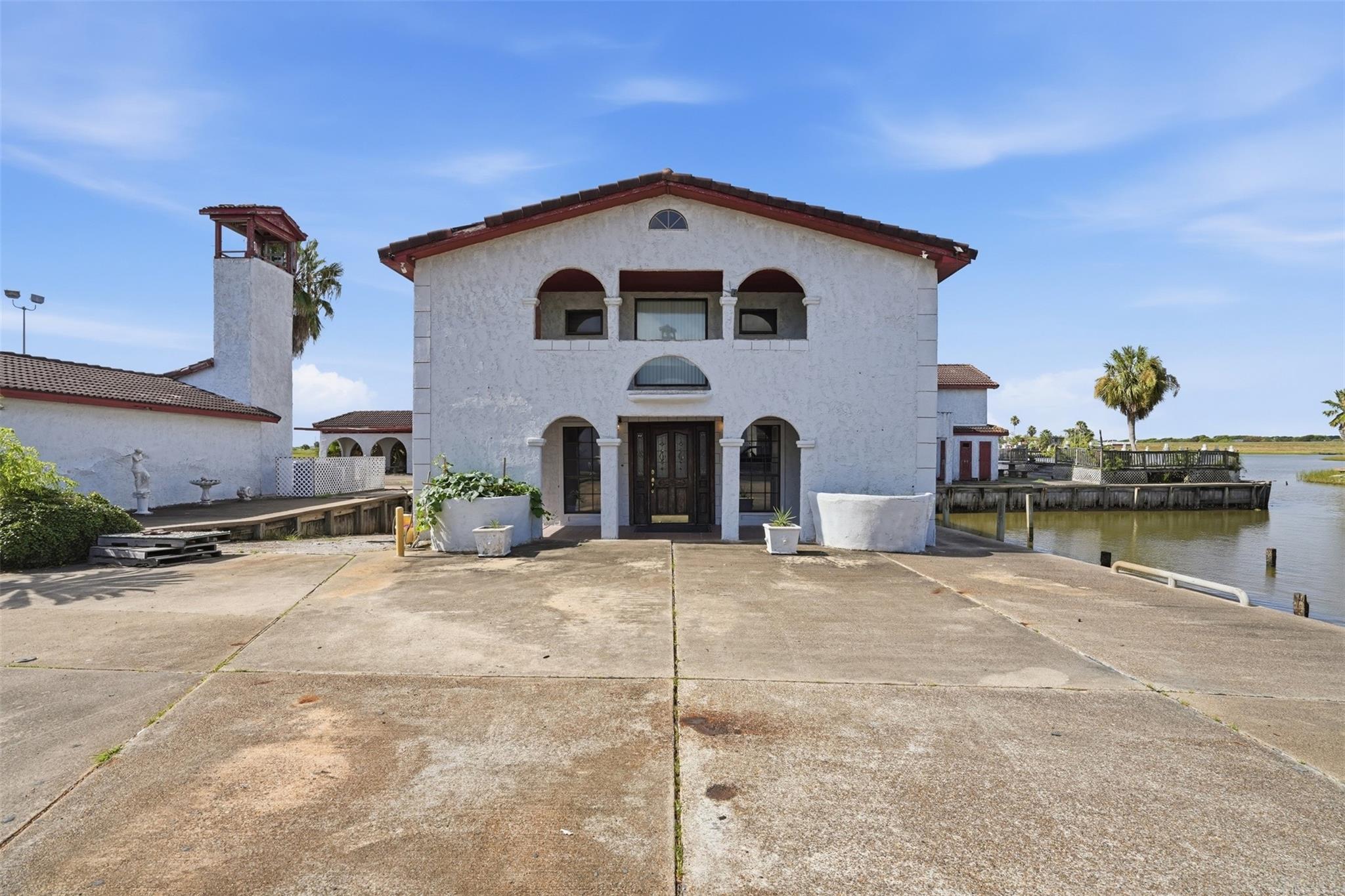 1500 Blue Water Drive