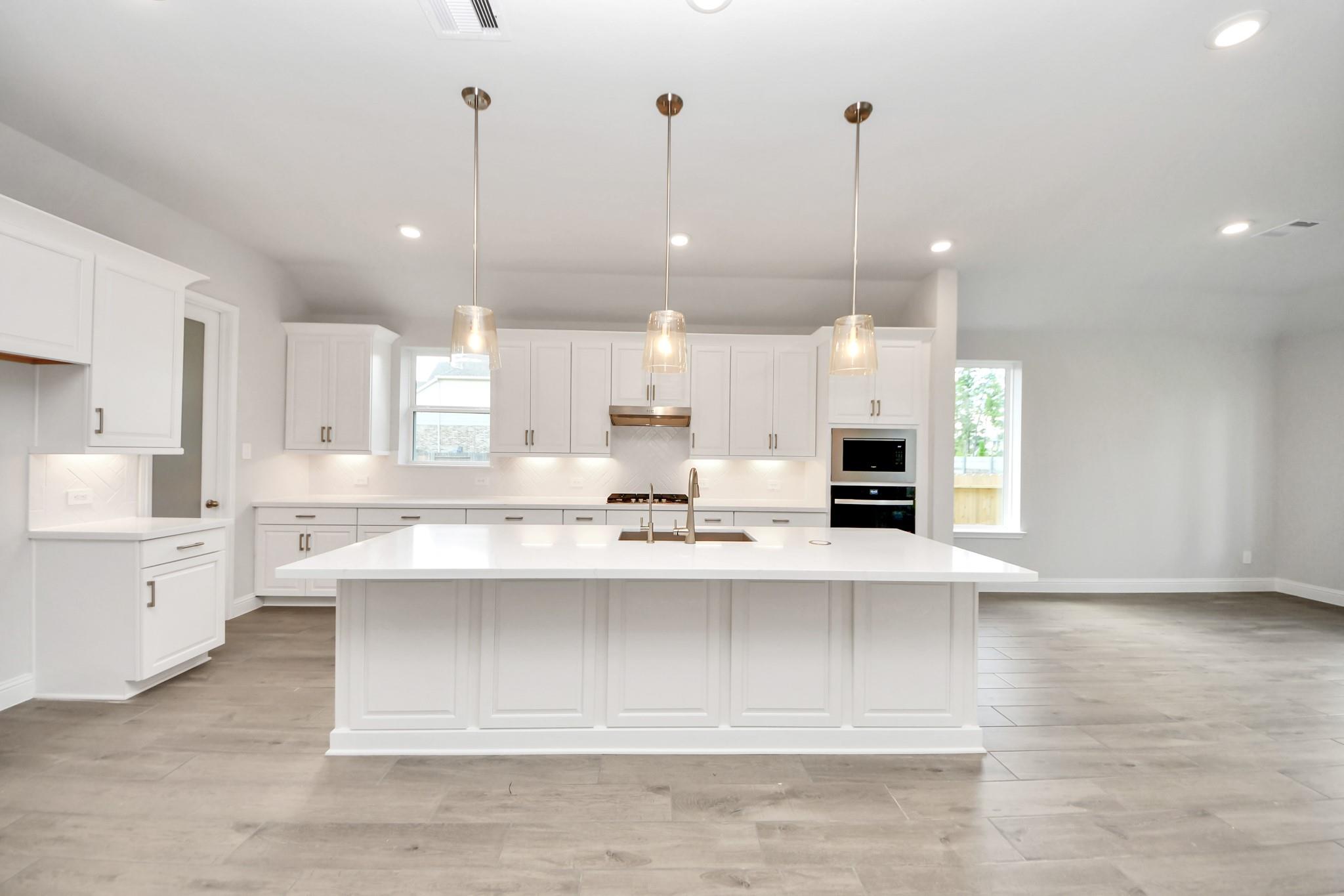 15489 Sun Rose Street