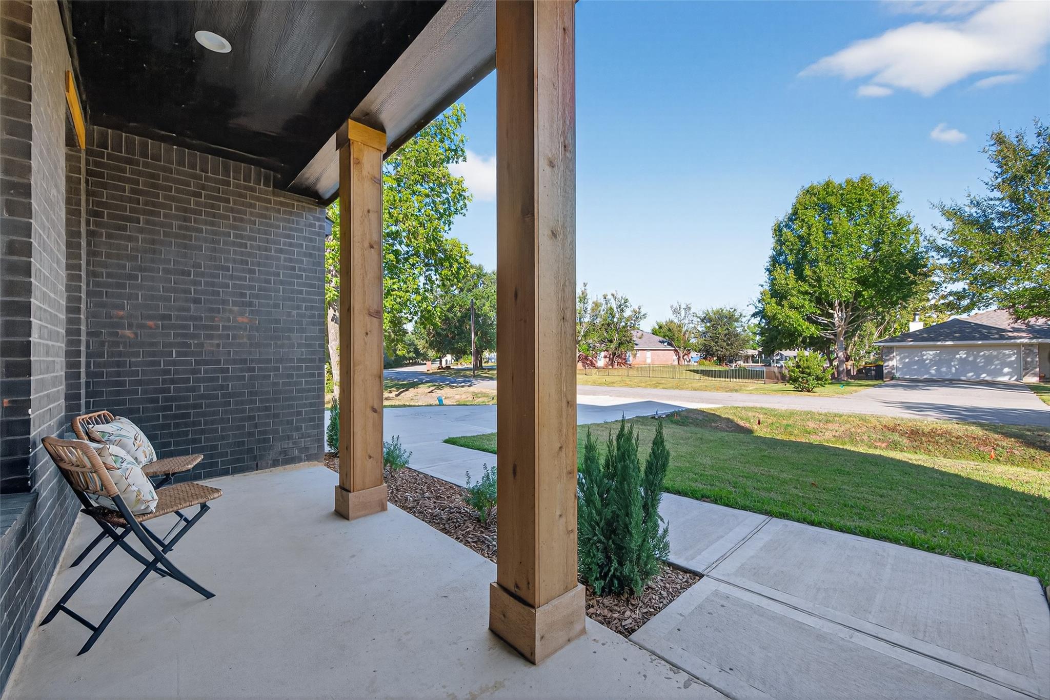 13991 Shoreline Drive, Willis