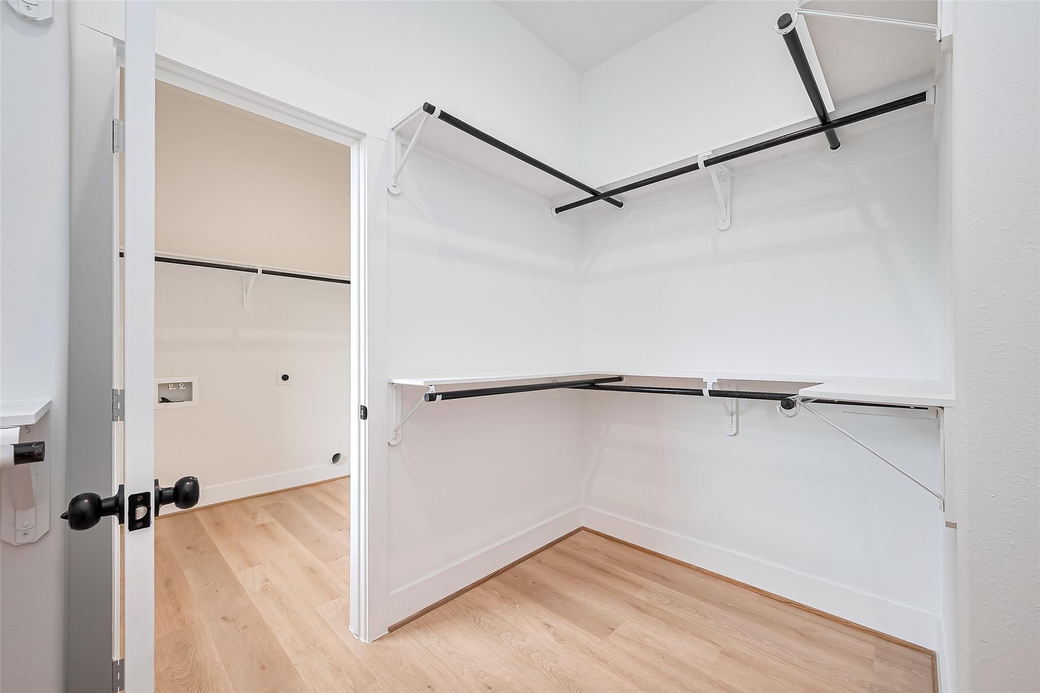 13991 Shoreline Drive, Willis