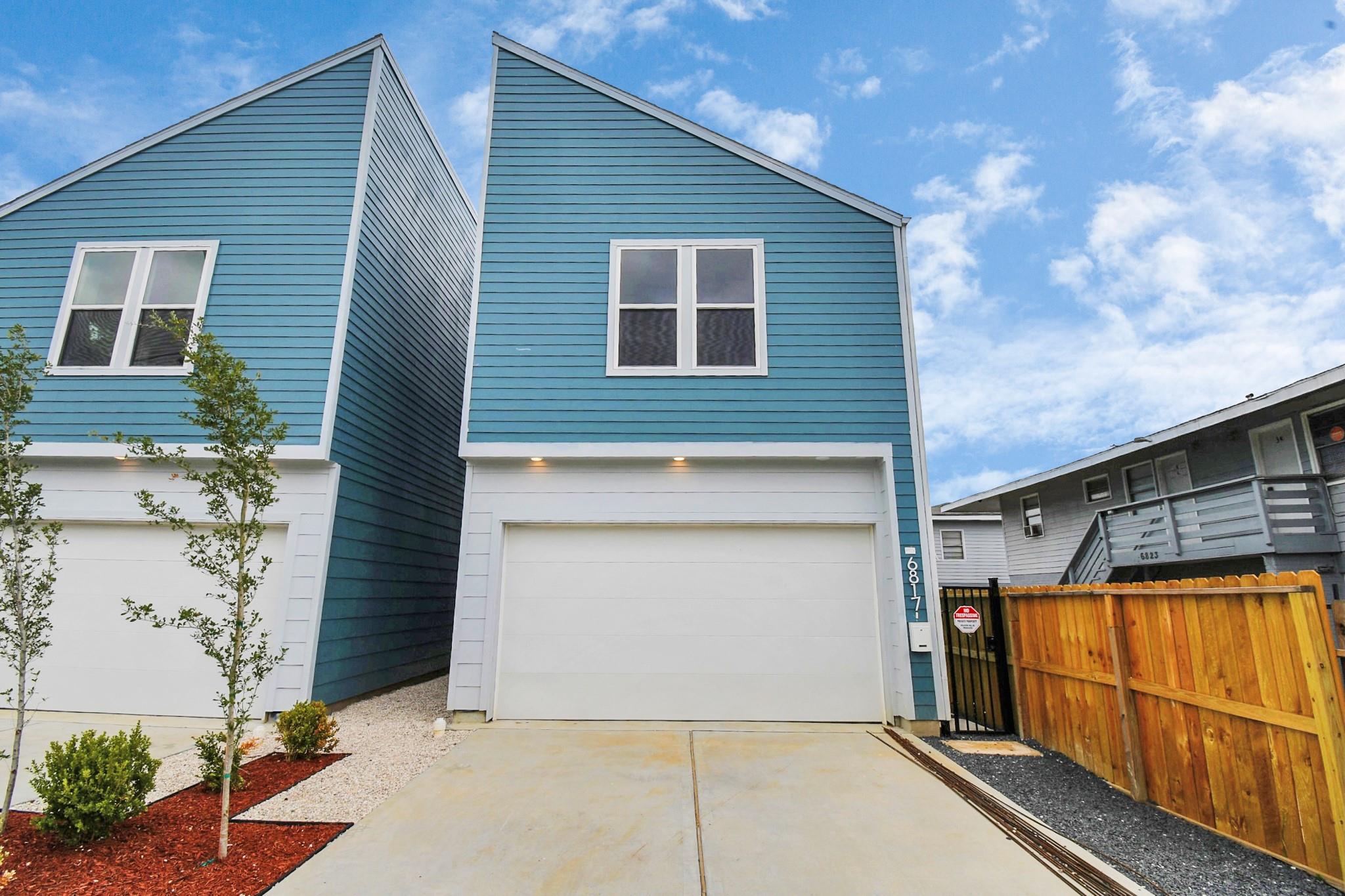 6817 Peerless Street