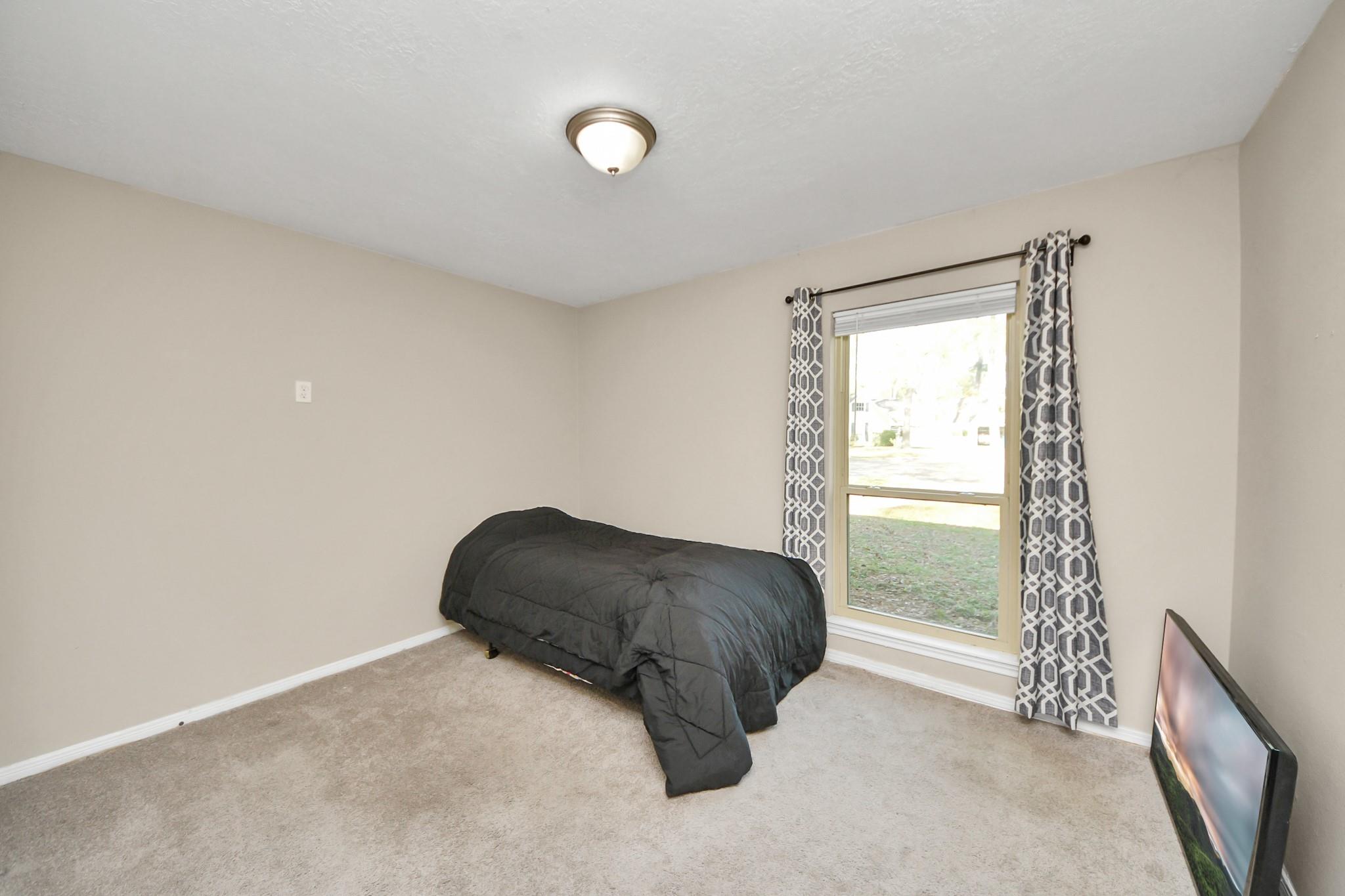 902 Old Mill Lane