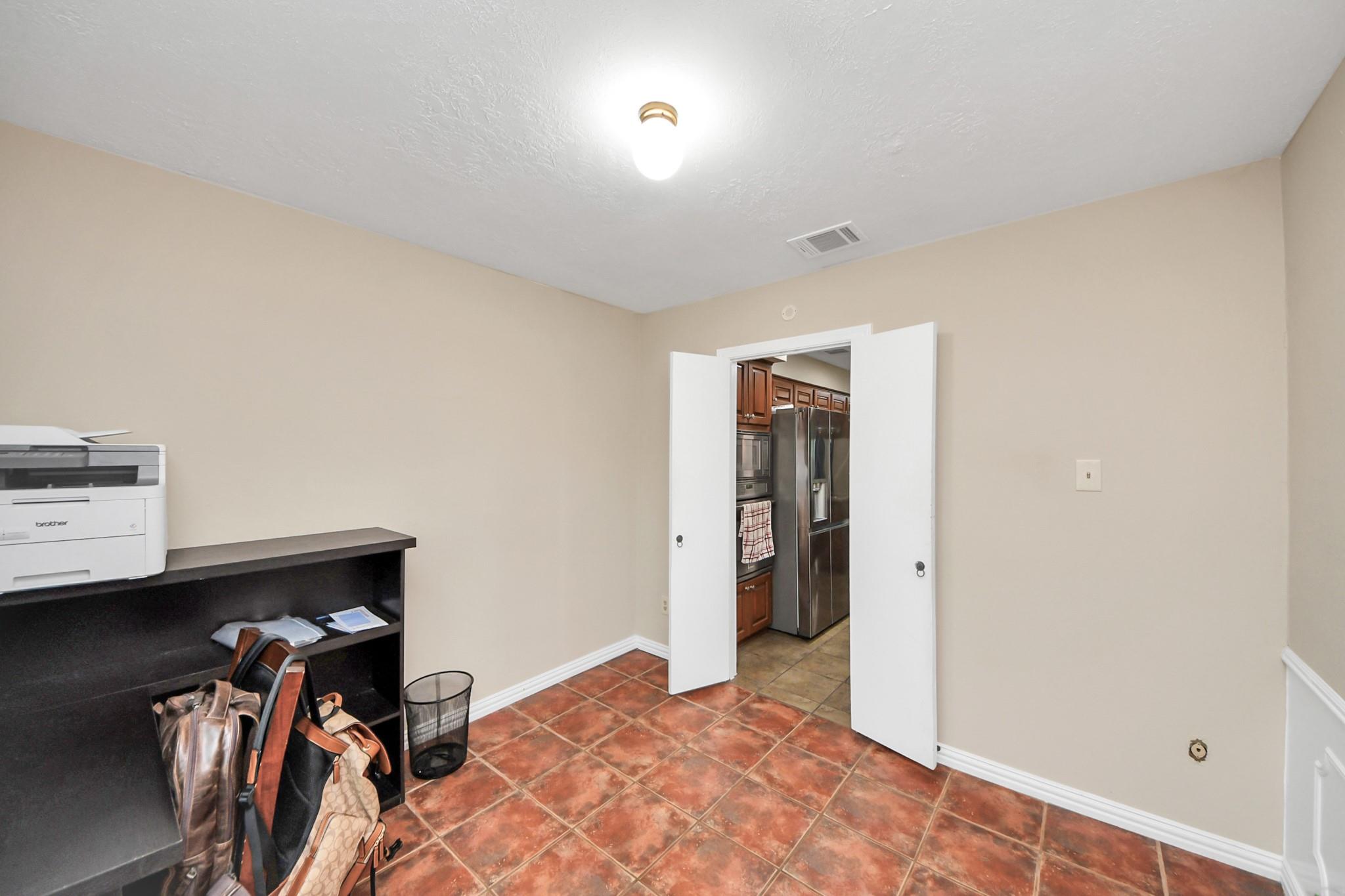 902 Old Mill Lane
