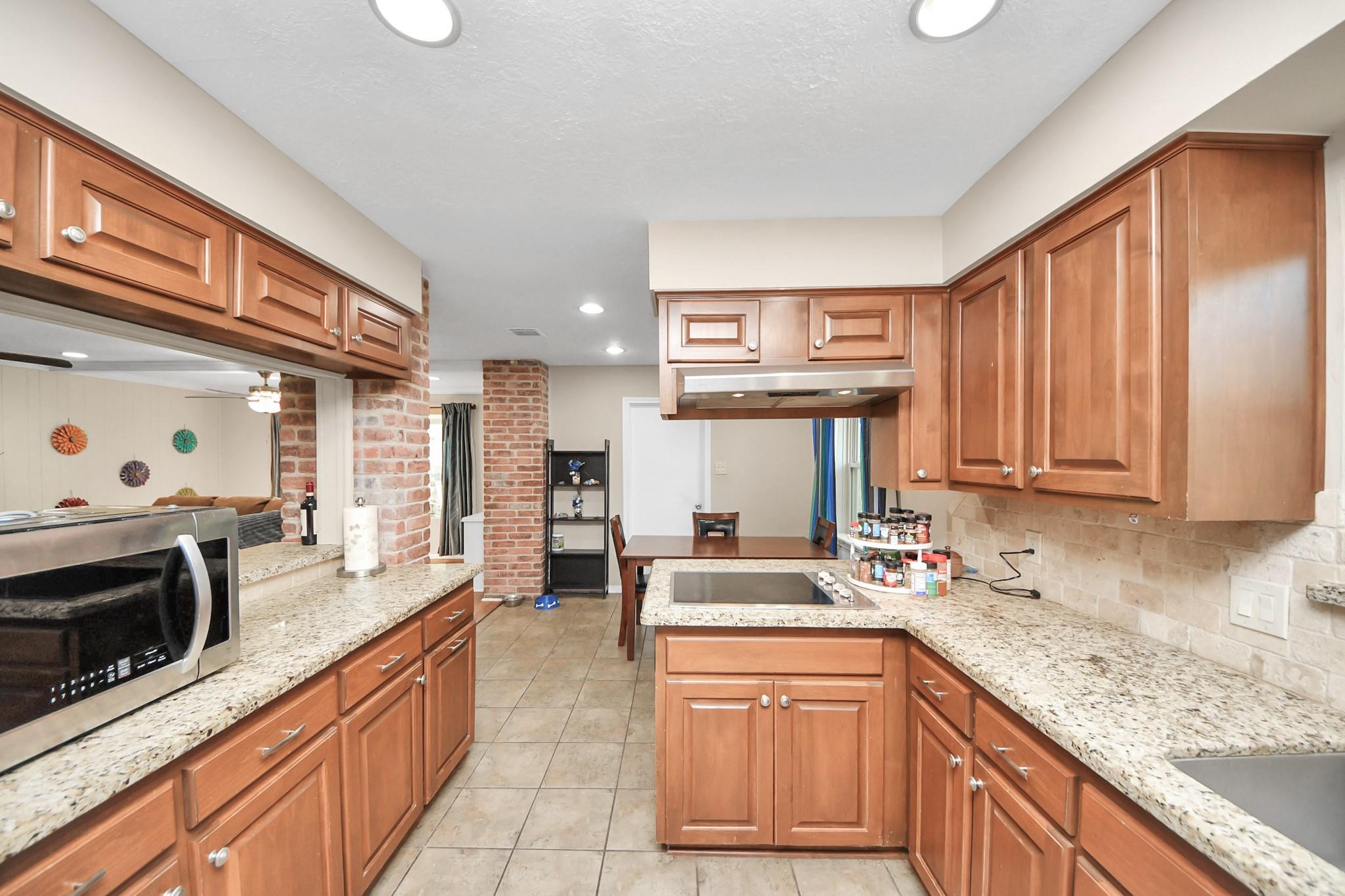 902 Old Mill Lane