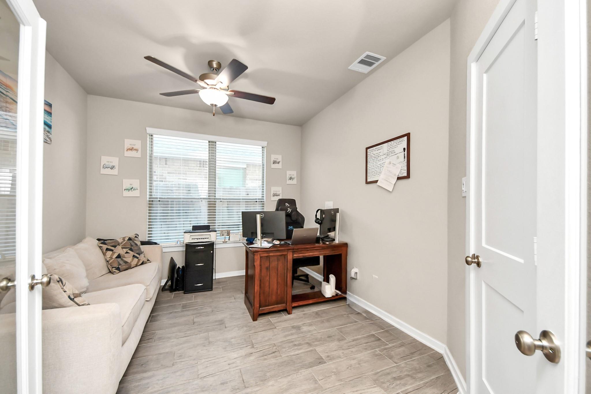 7027 Winterberry Glen Lane